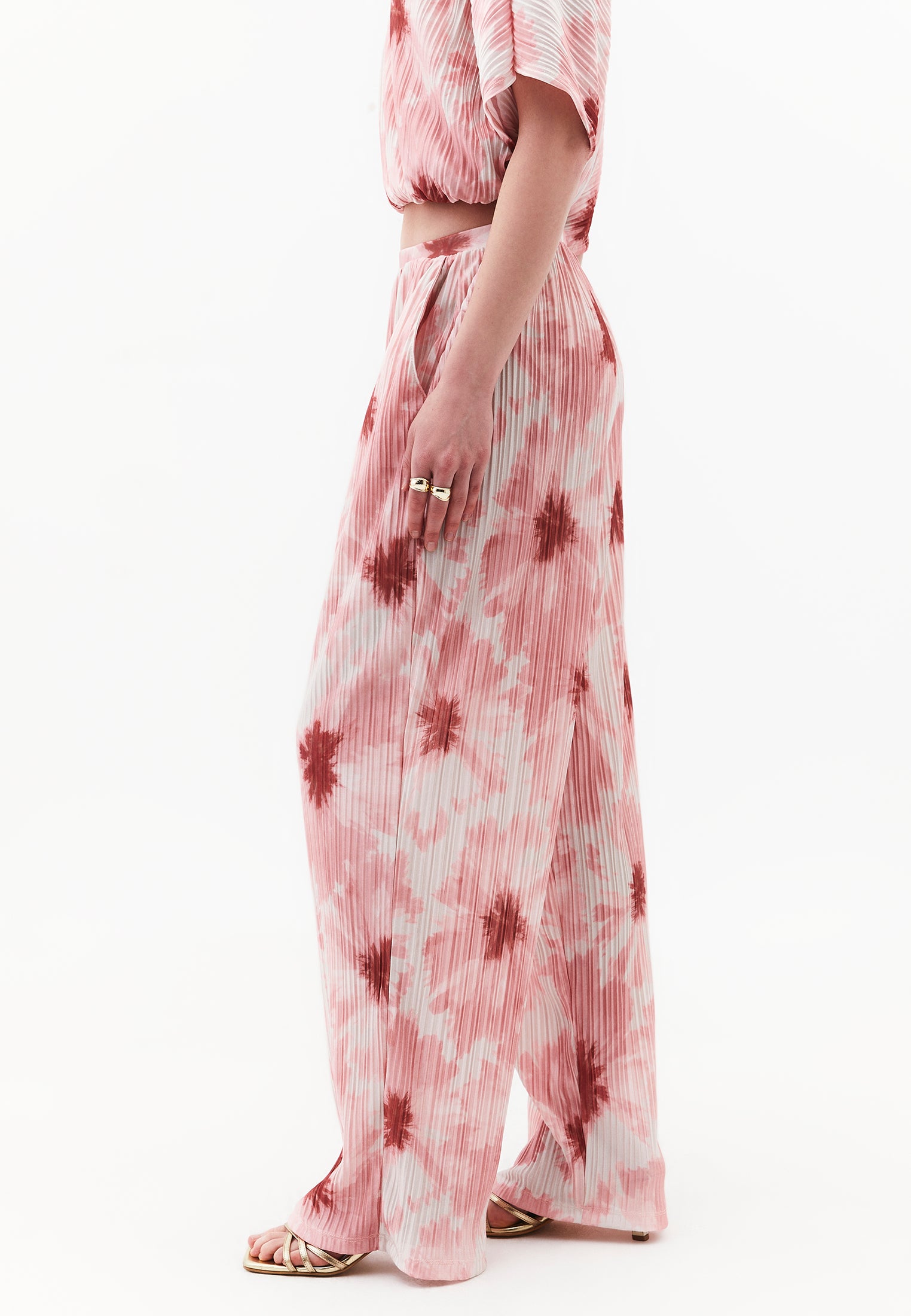 High Waist Pleated Printed Straight Pants - ABSTRACT COMB