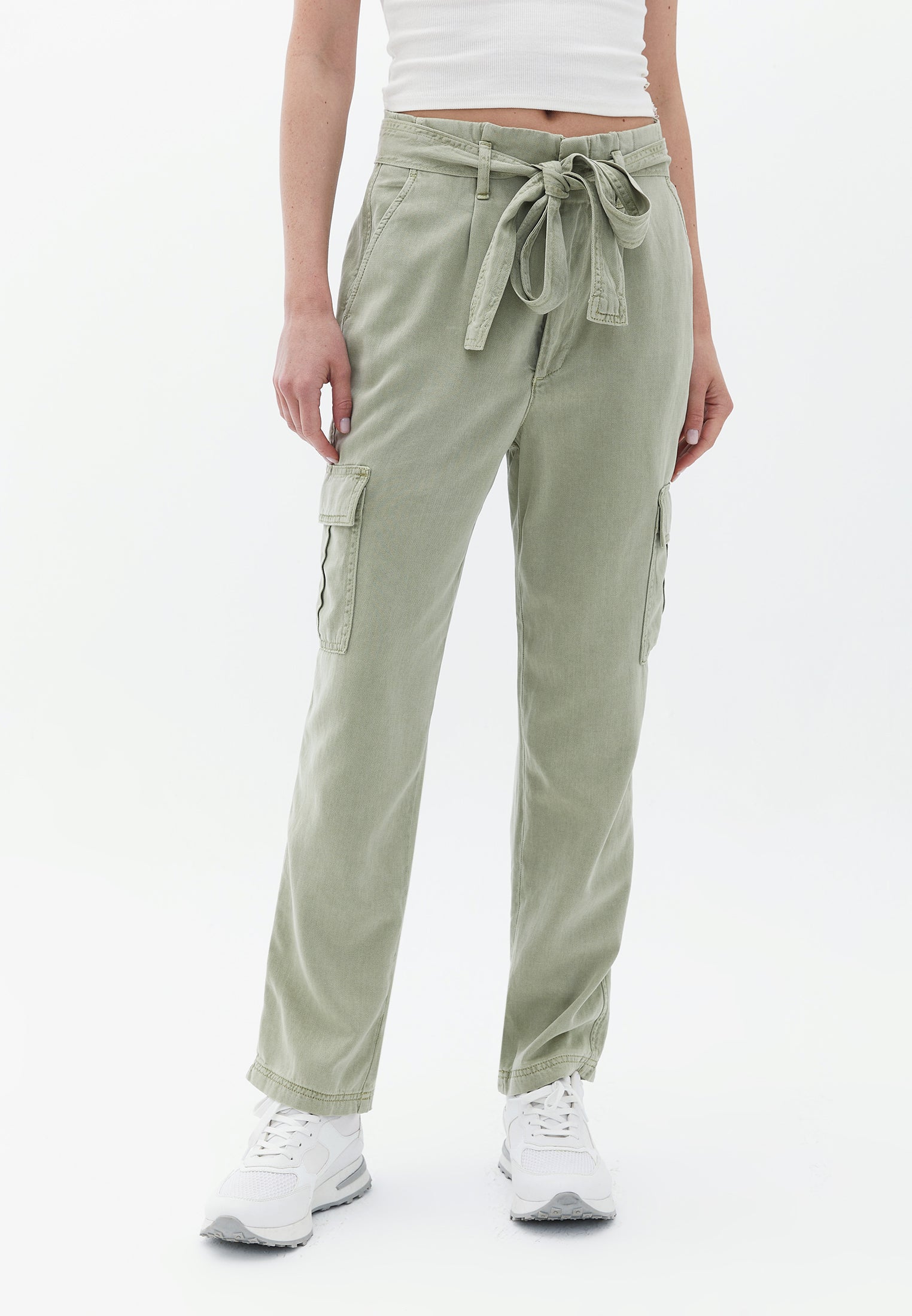 Straight leg pants - ANTIK TEA