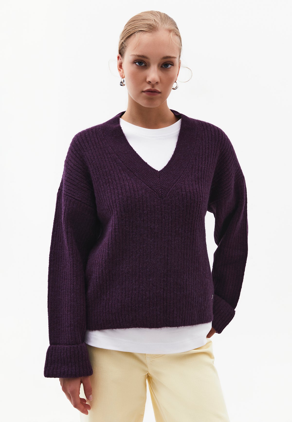 Loose V-Neck Sweater - Purple