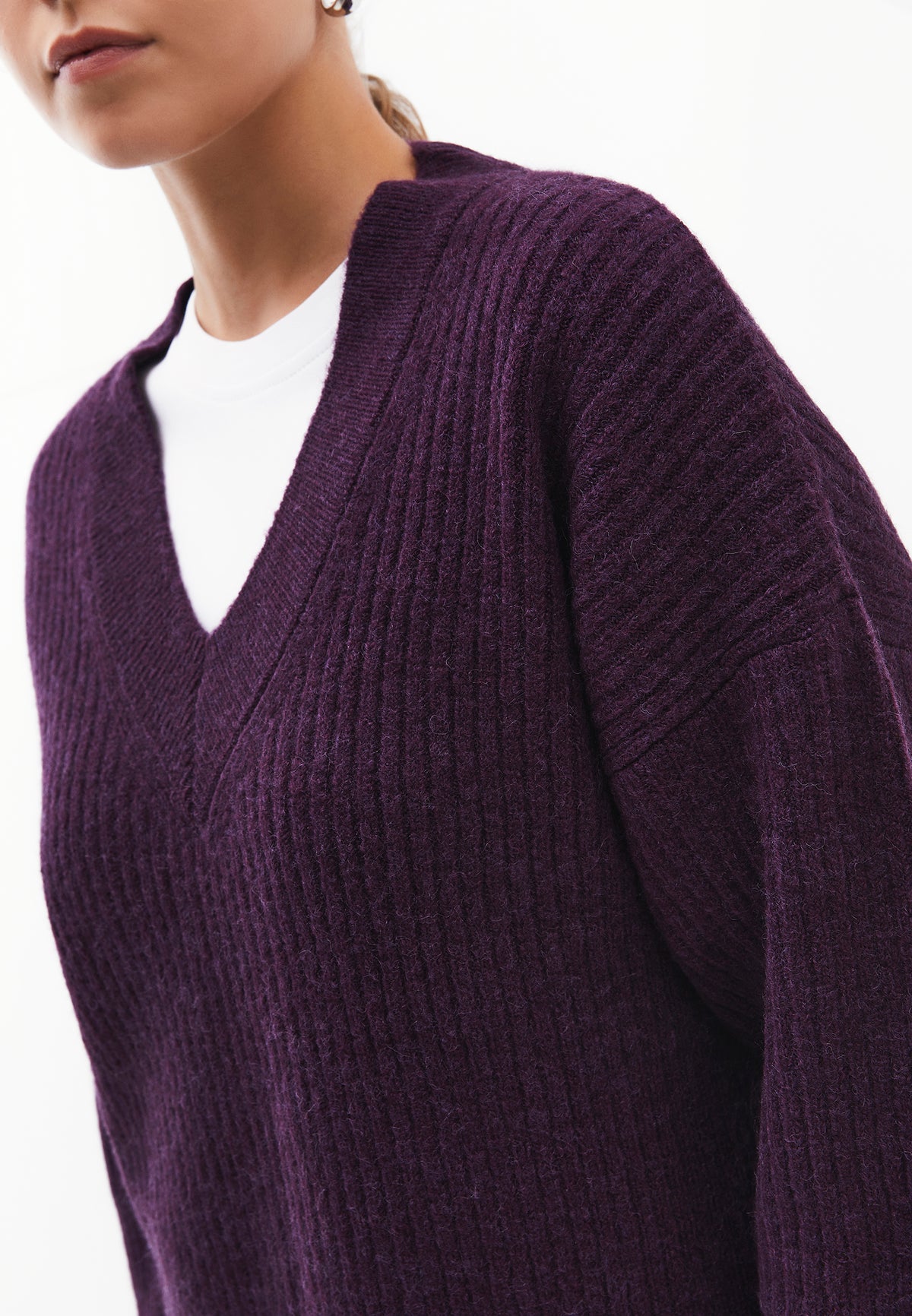 Loose V-Neck Sweater - Purple