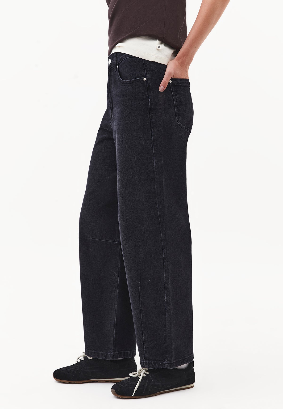 Barrel Leg Denim Pants with Cut Details - Black
