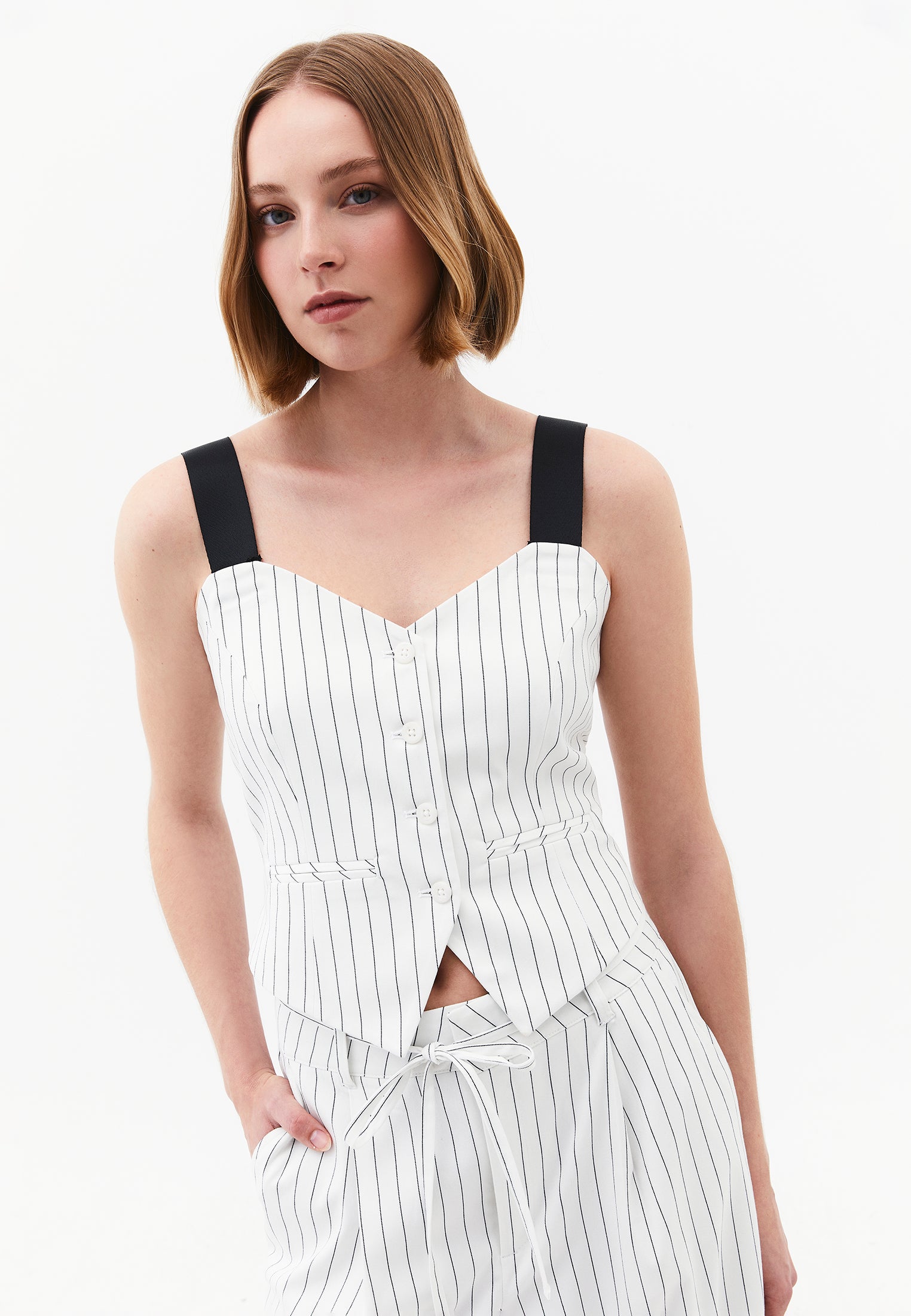 Standard Length V-Neck Striped Vest - BLACK STRIPE COMB