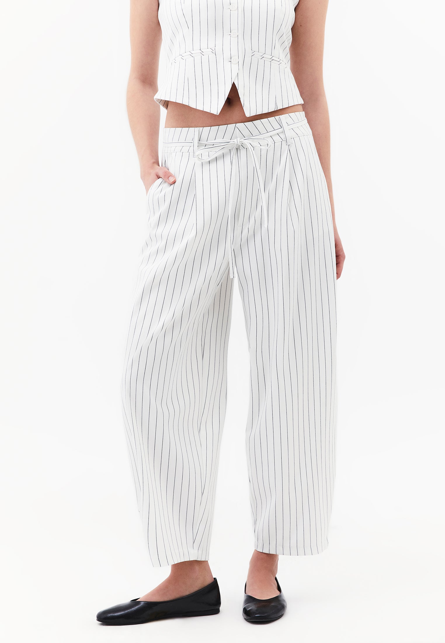 Striped Barrel Leg Long Trousers - BLACK STRIPE COMB