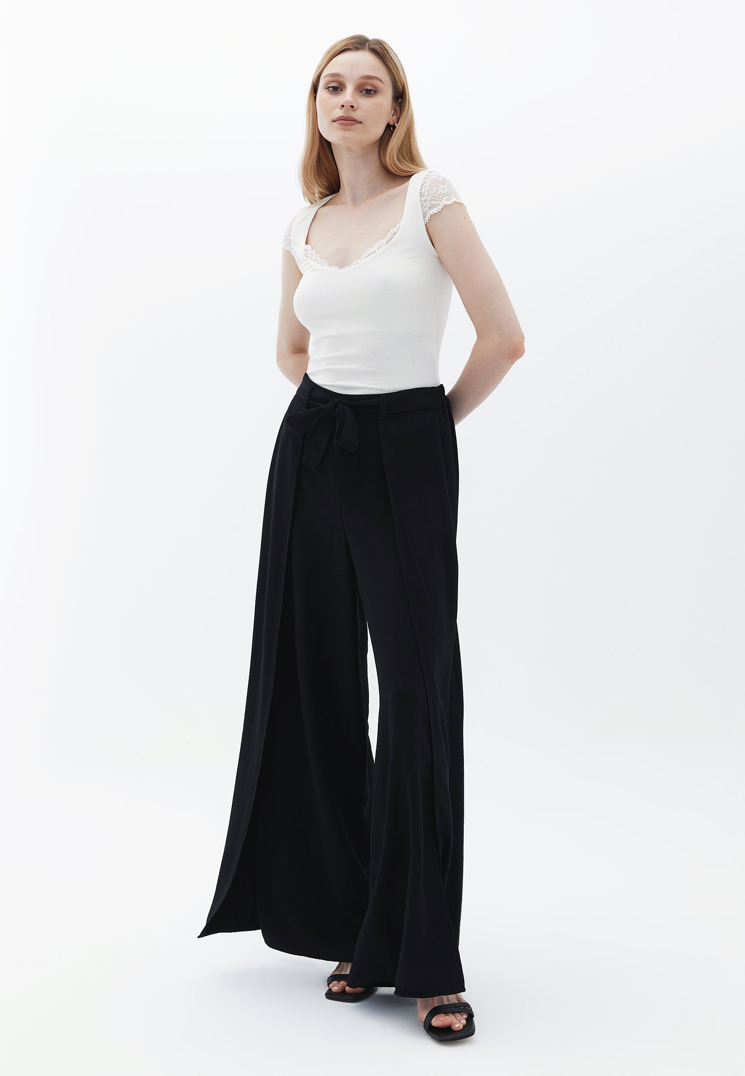 Viscose trousers - BLACK