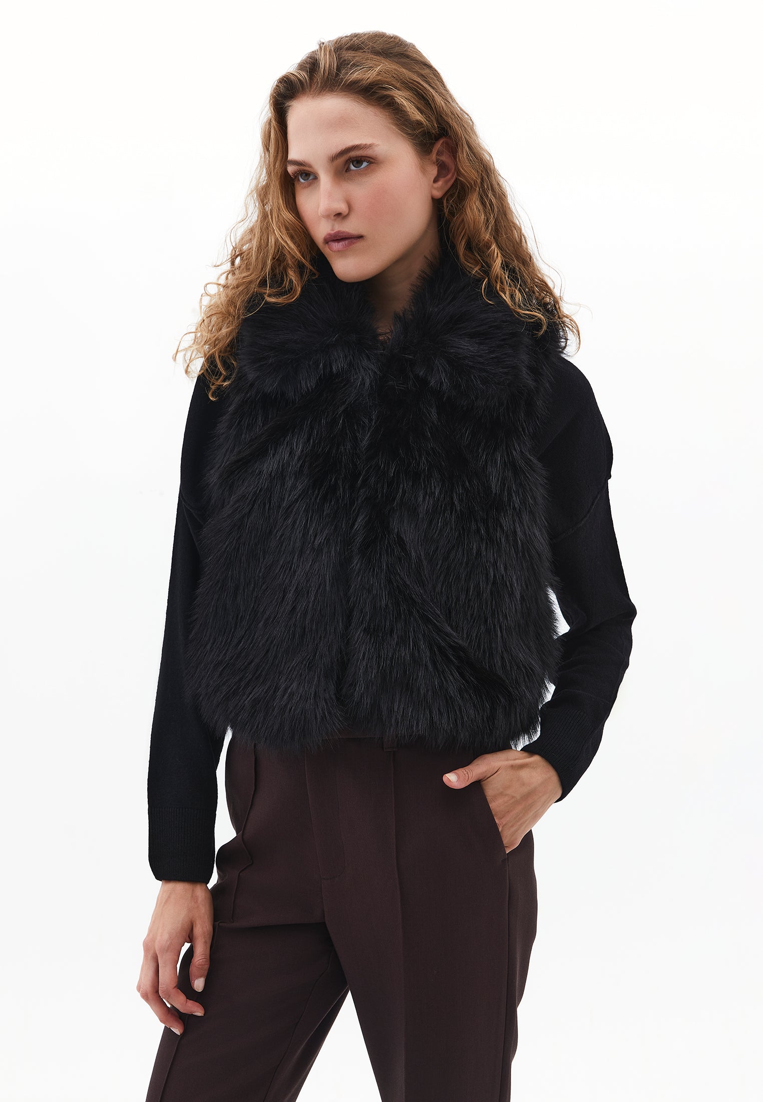 V neck faux fur vest - BLACK