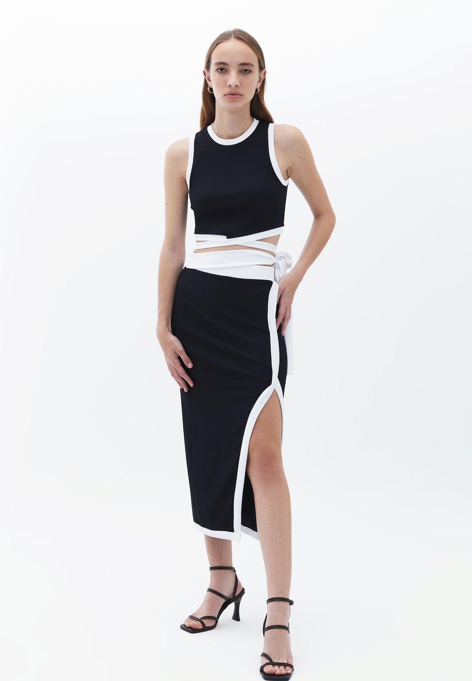 WRAP MIDI SKIRT - BLACK