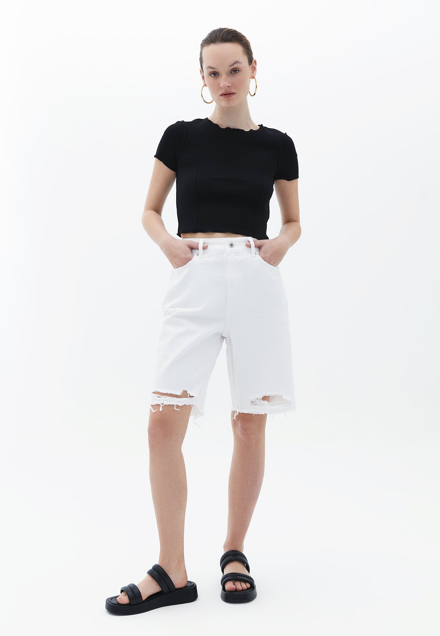 Short sleeve ribbed crew neck t-shirt - BLACK