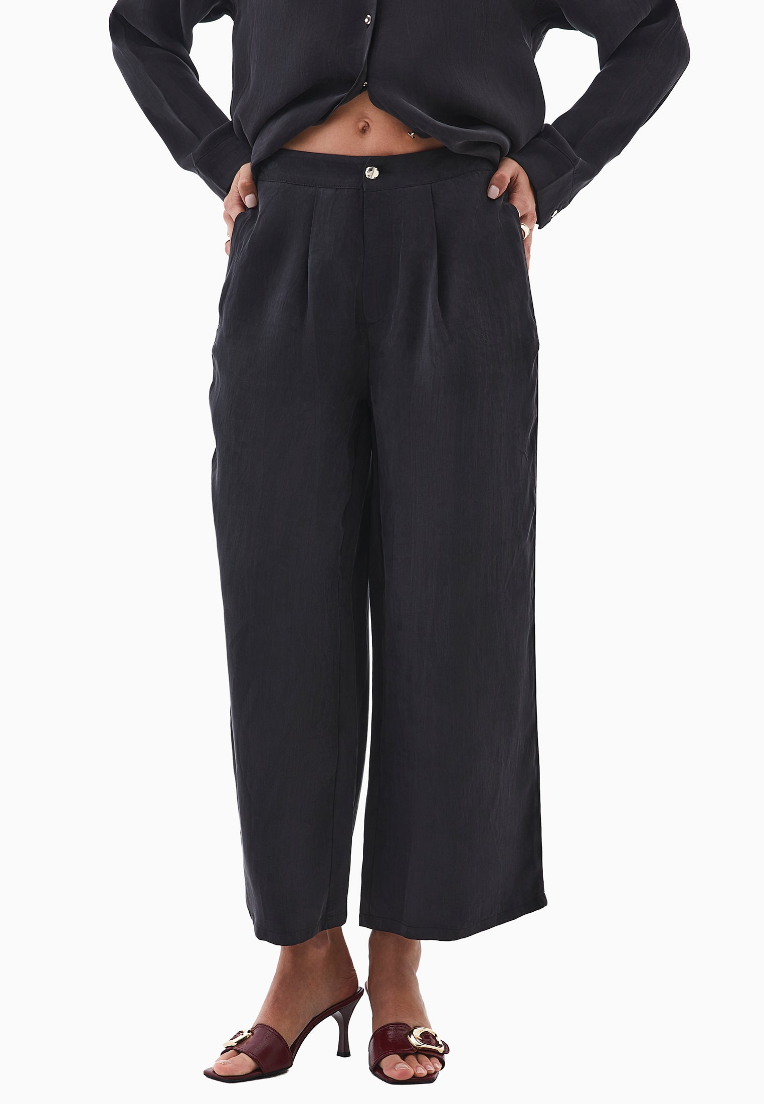 Ultra high waist straight pants - BLACK