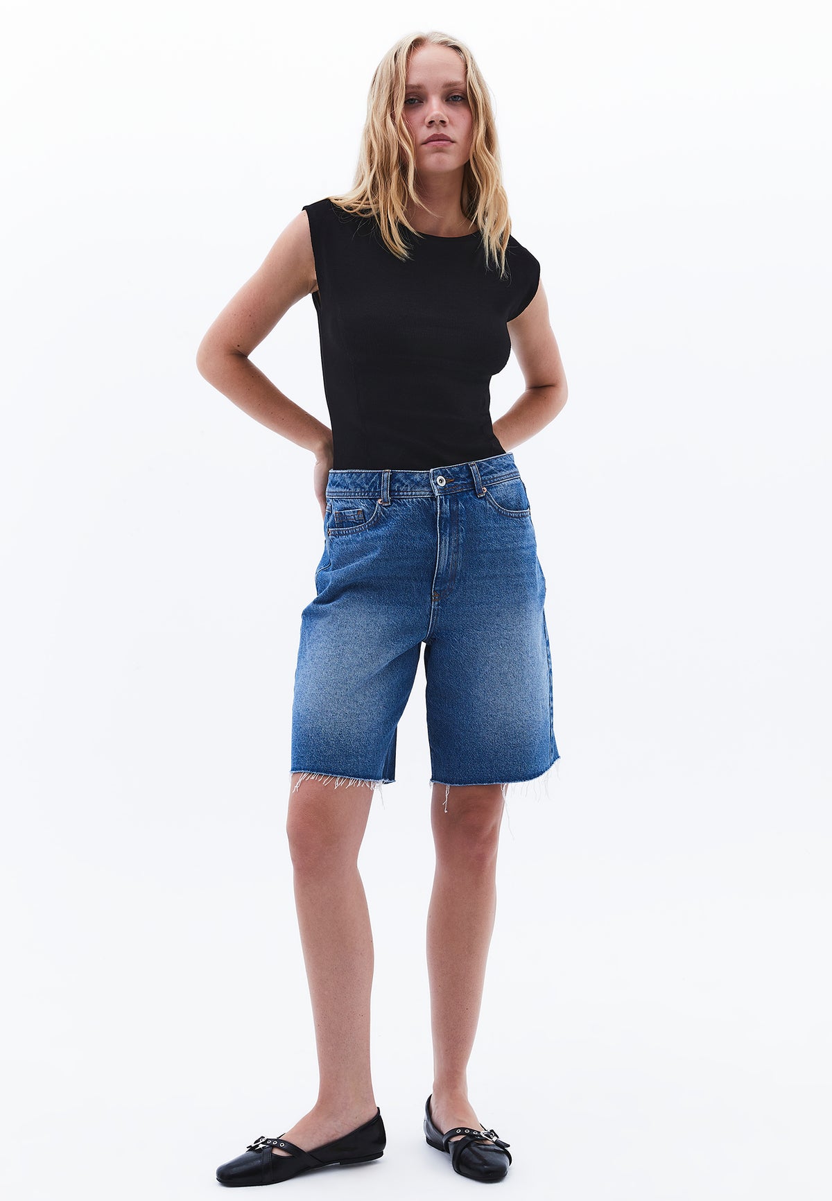 Boat Neck Short Sleeve T-Shirt - Black