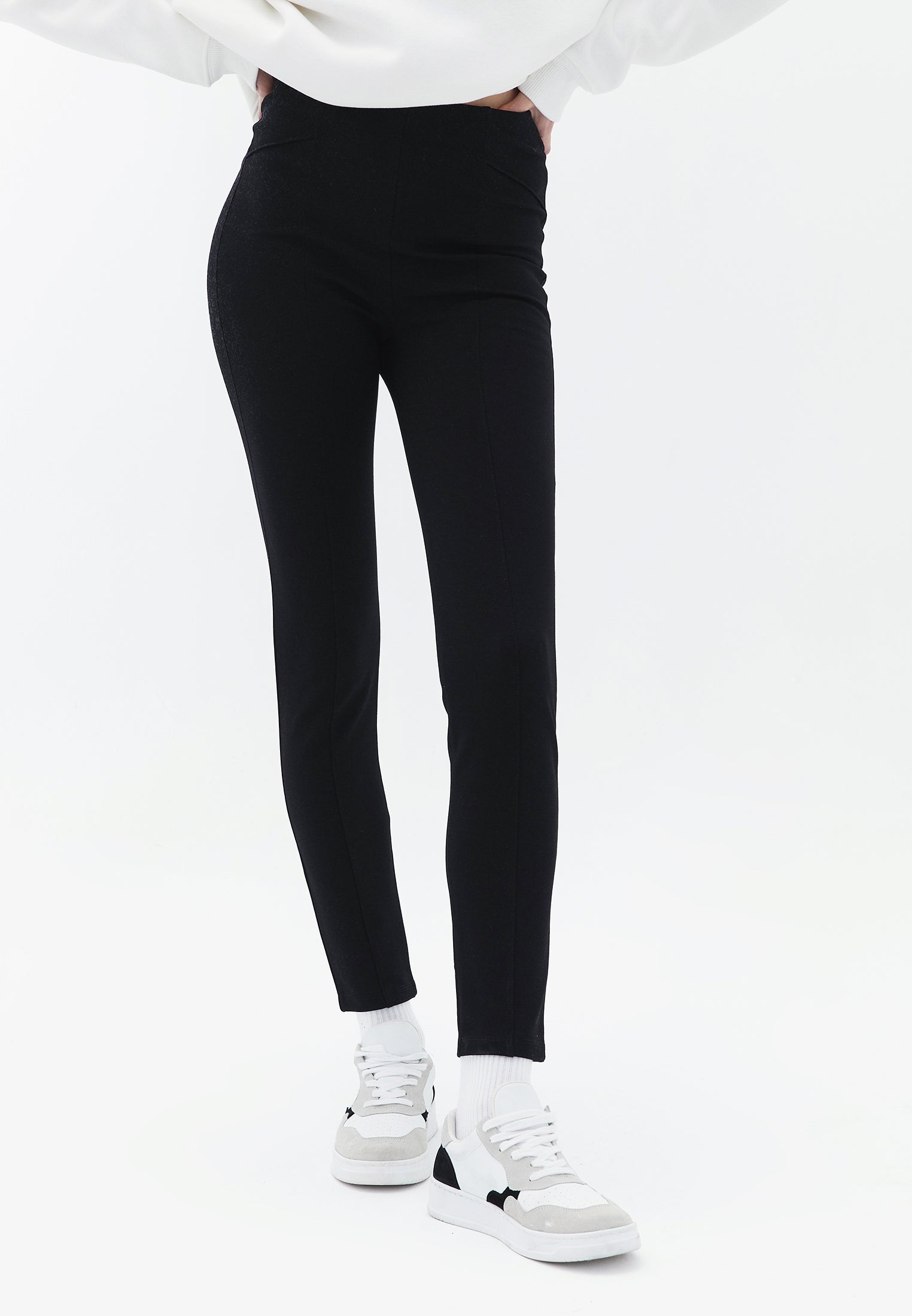 HIGH WAIST LONG LEGGINGS WITH CUT-OUT DETAIL - BLACK