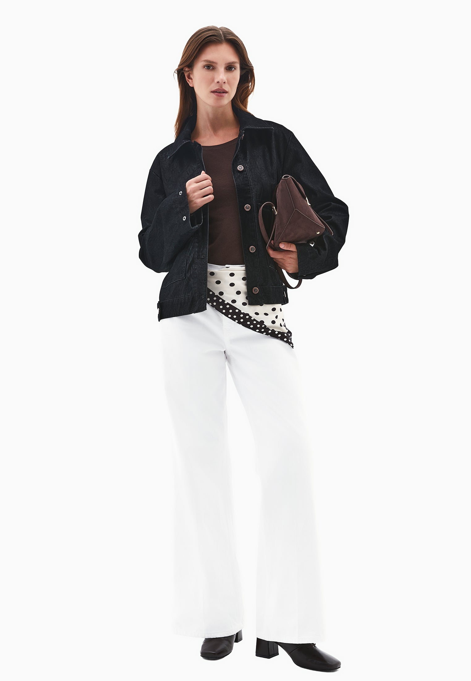 SLIM SUEDE JACKET WITH POCKET DETAILS - BLACK