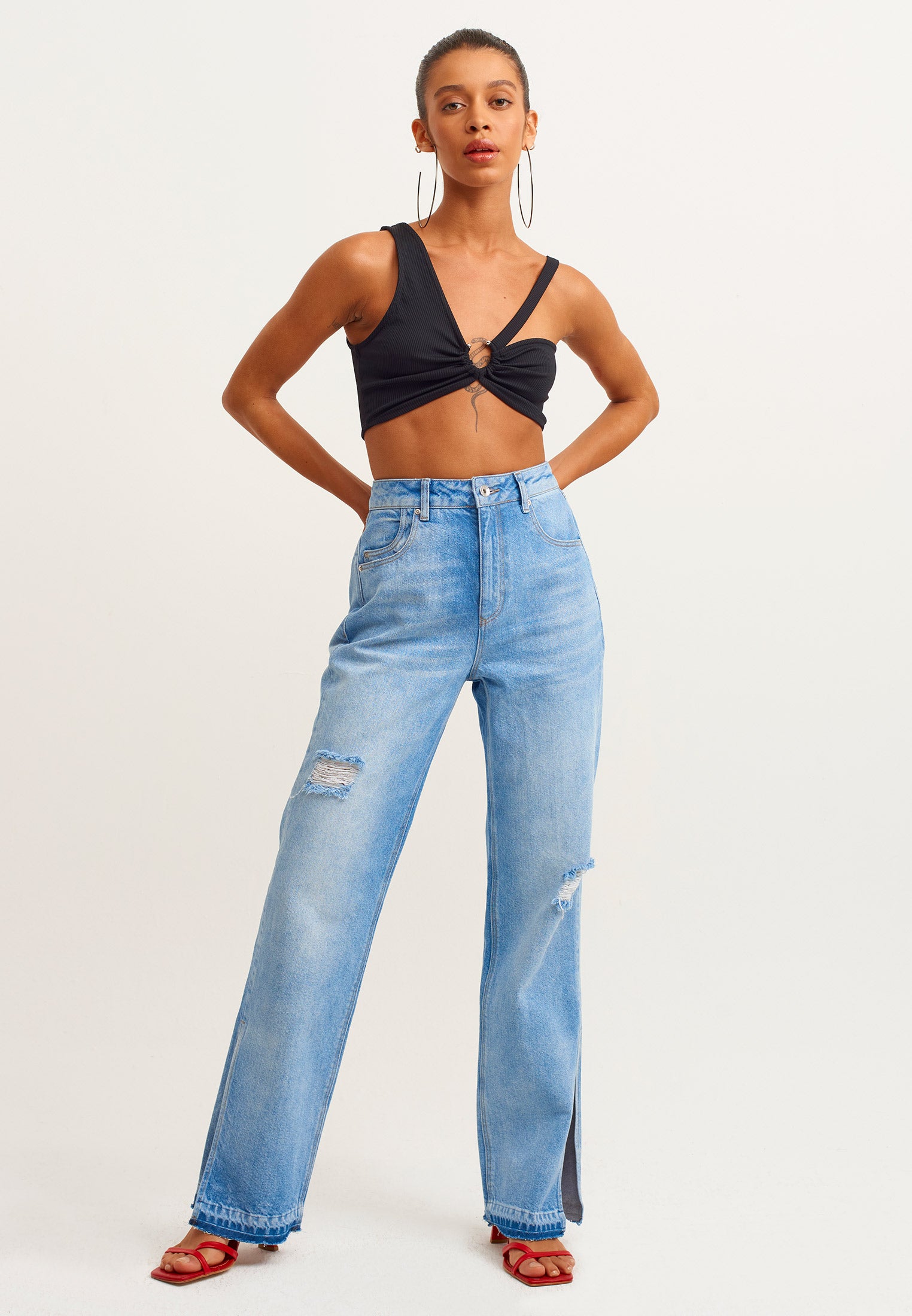 DEEP NECK BUSTIER - BLACK