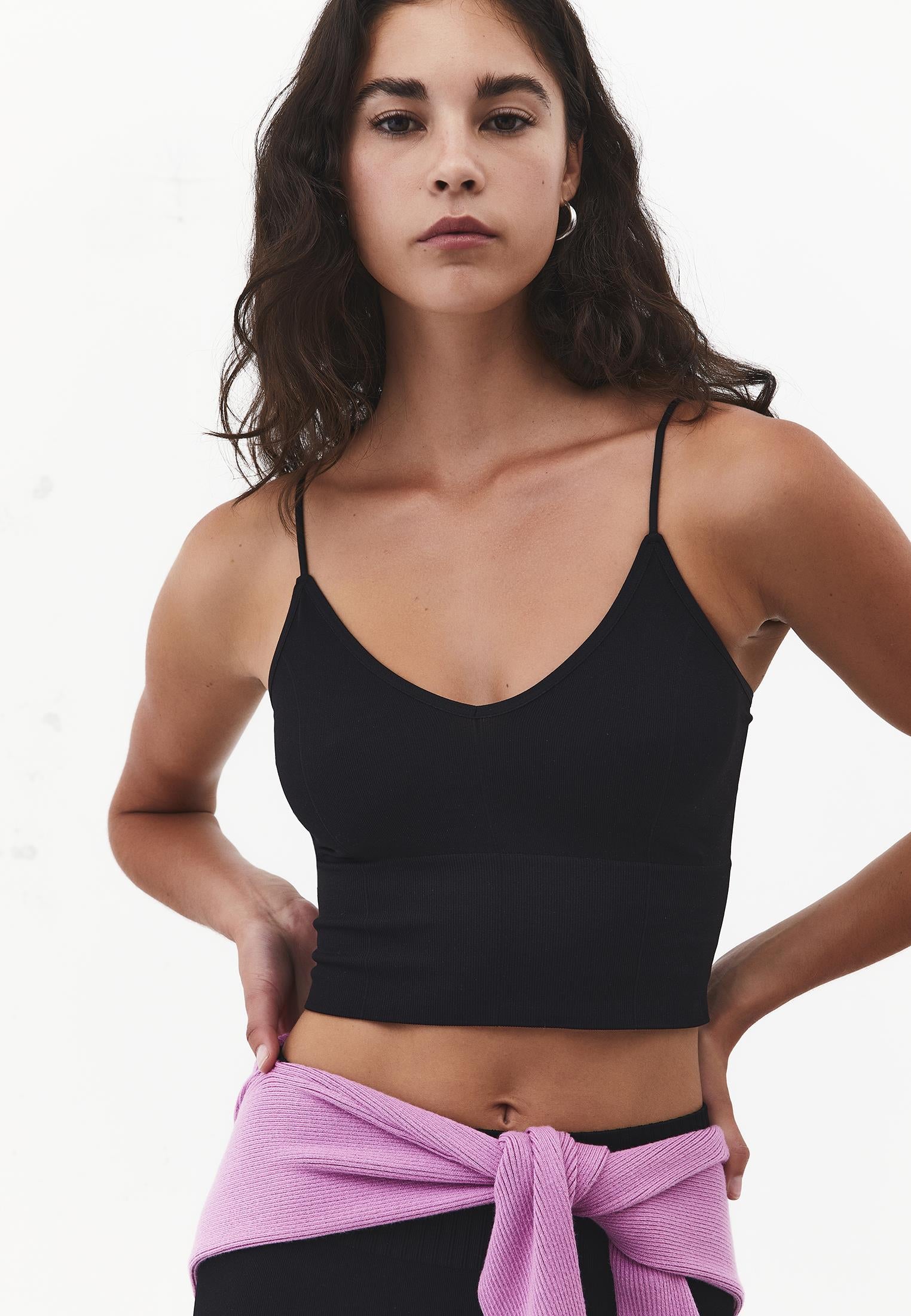 V-Neck Cropped Top - BLACK