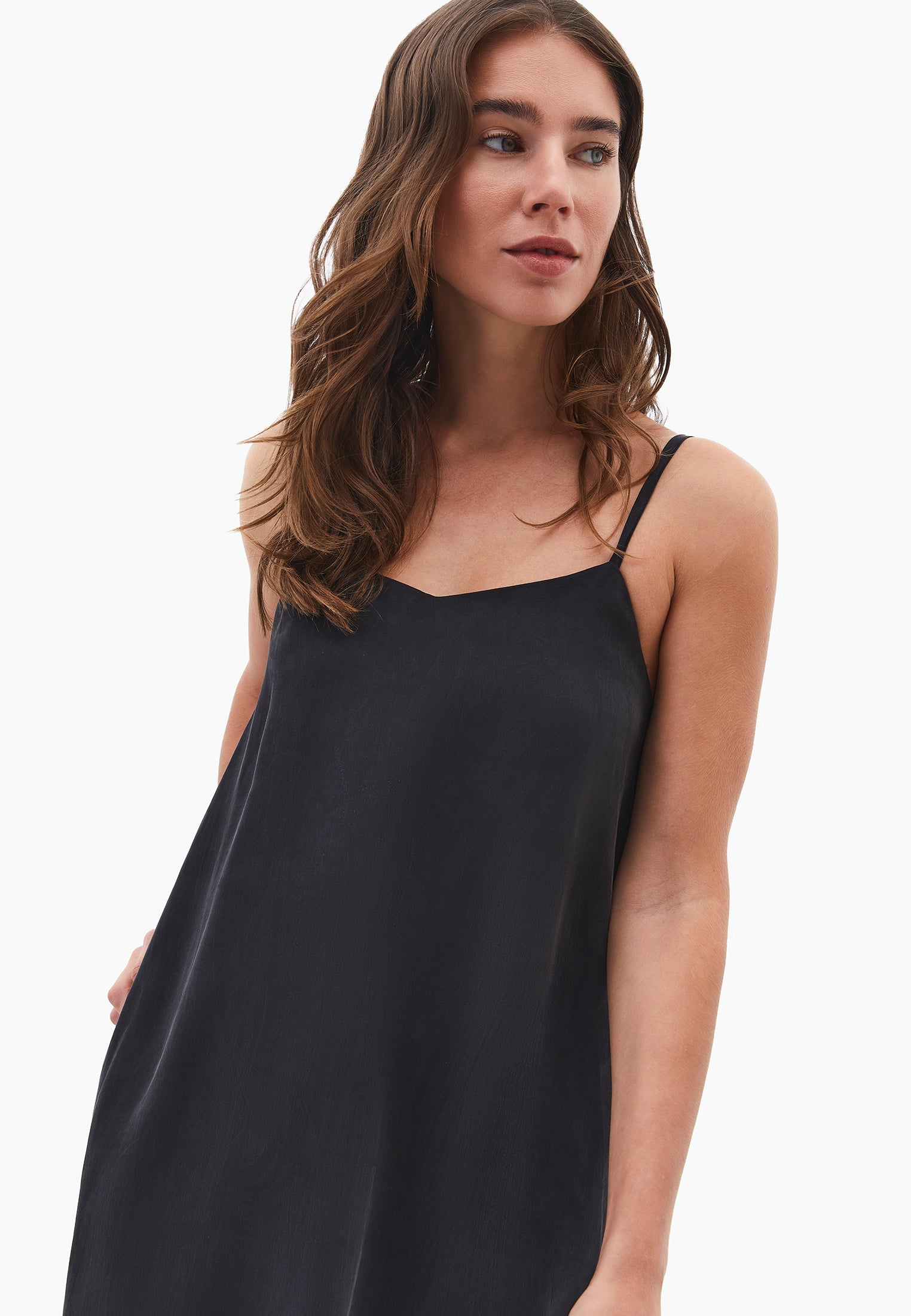 V neck strappy dress - BLACK