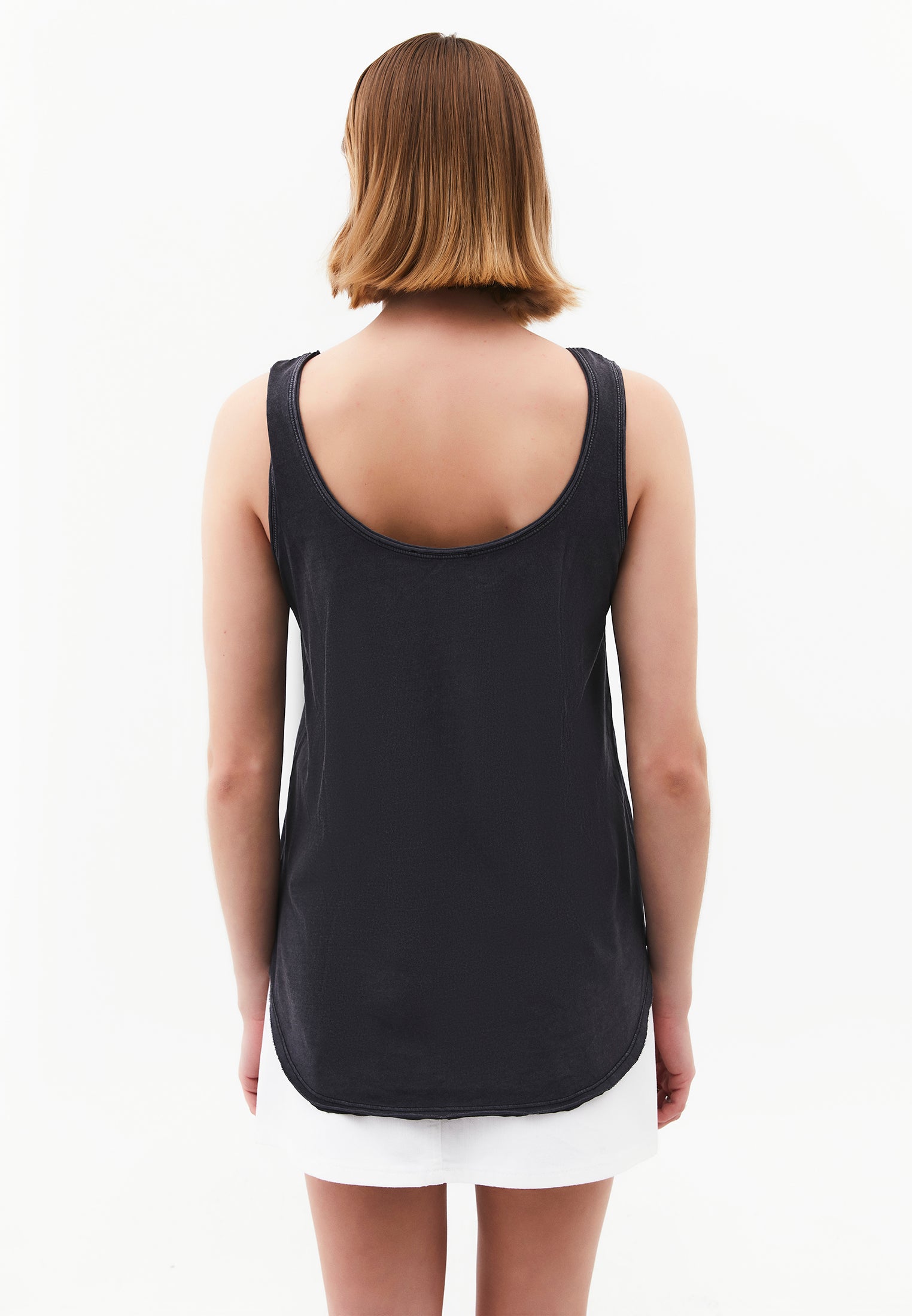 U Neck Loose Fit Tank - BLACK