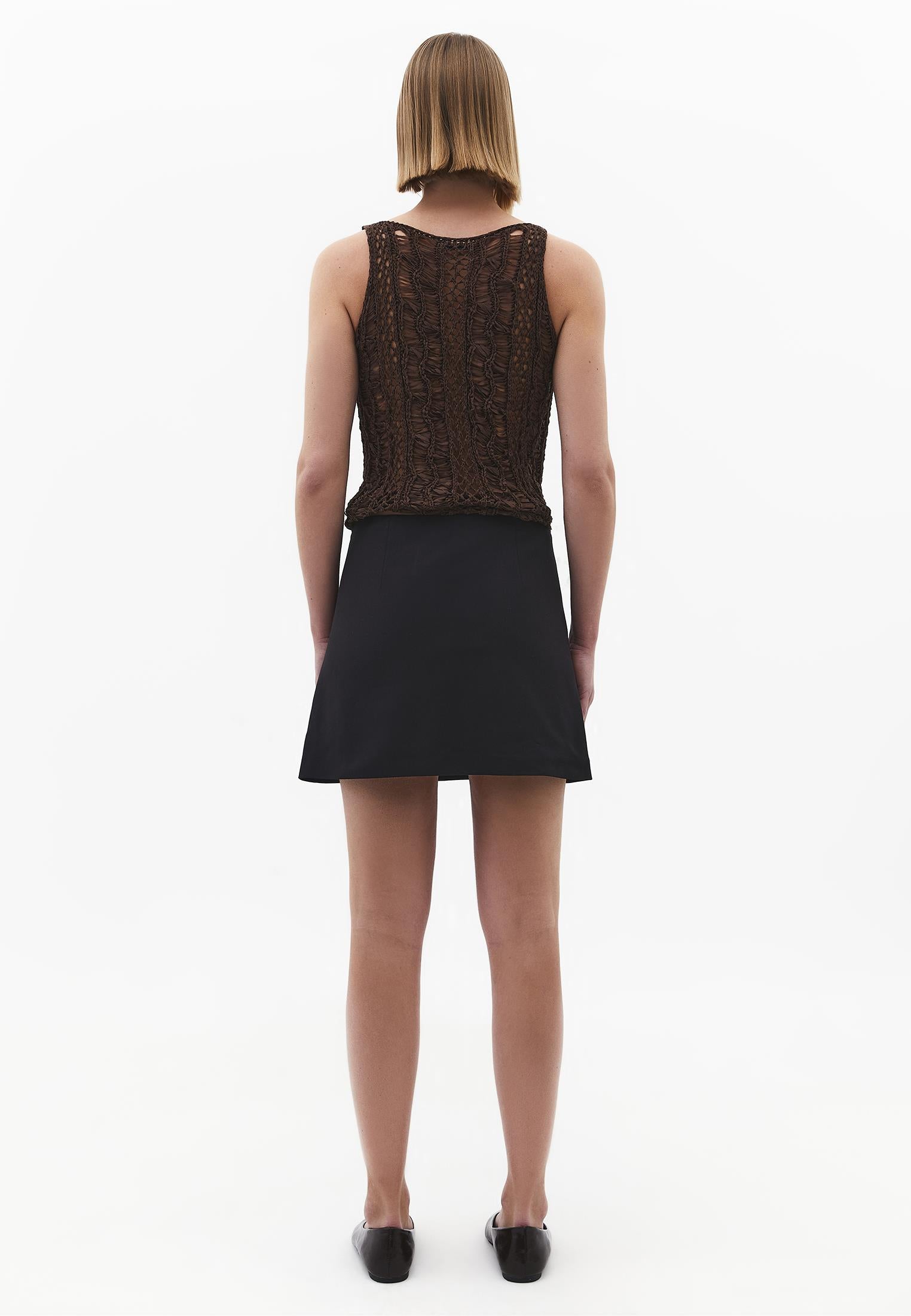 Ultra High Waist Slim Shorts With Zipper Detail - BLACK