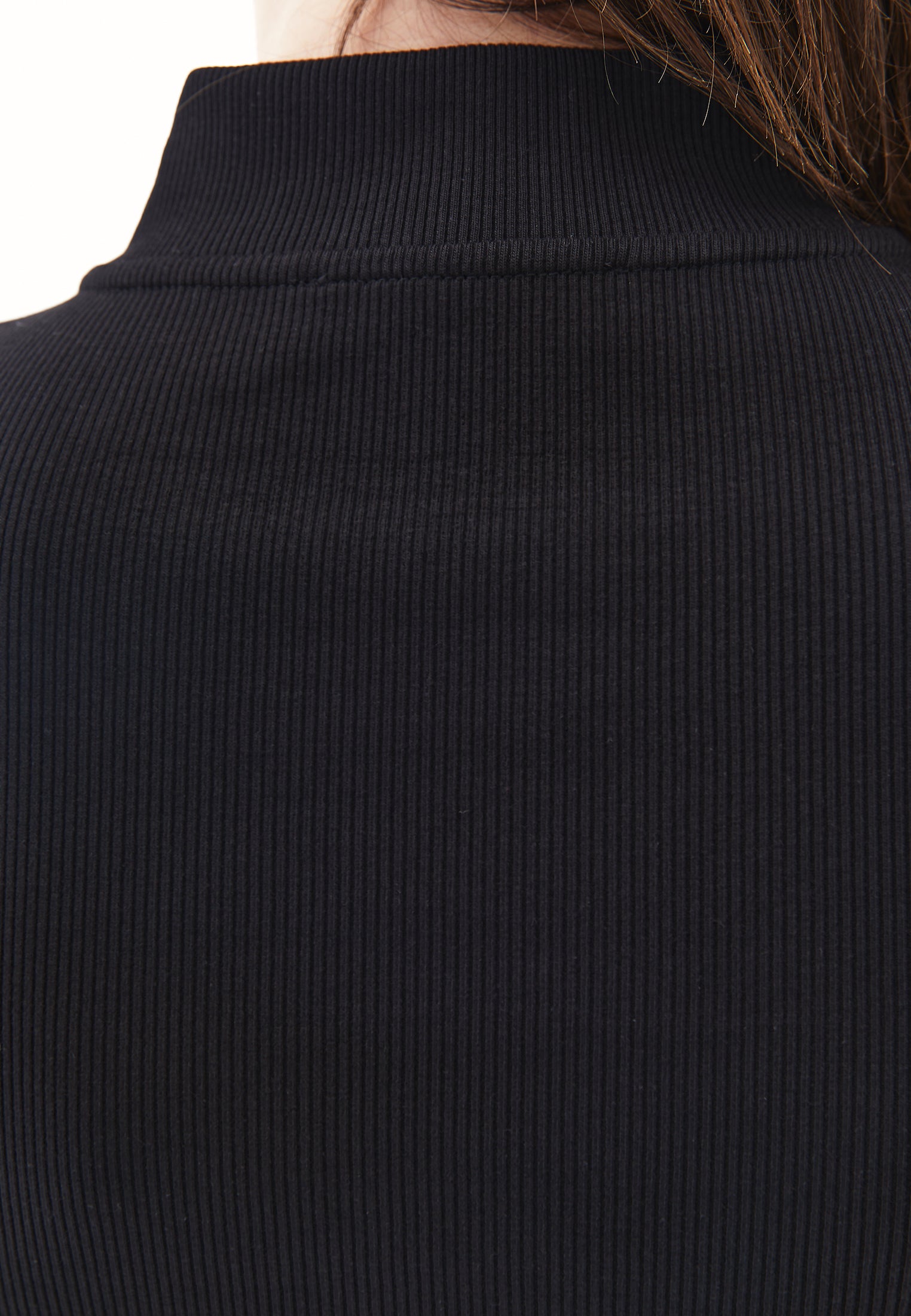 Zipper detailed high neck t-shirt - BLACK