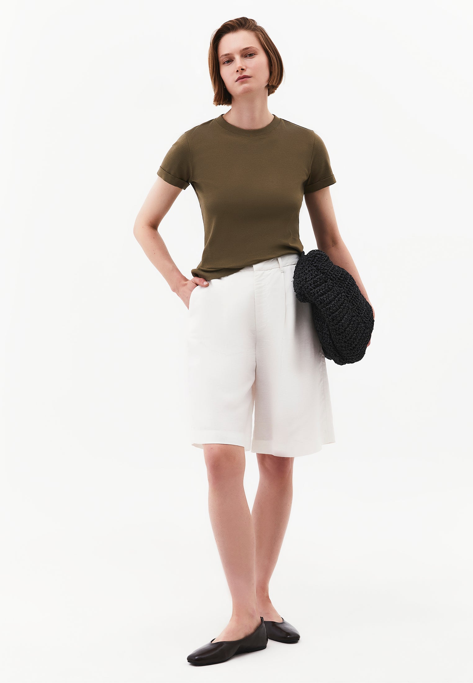 Women's Crew Neck Short Sleeve T-Shirt - BURNT OLIVEE