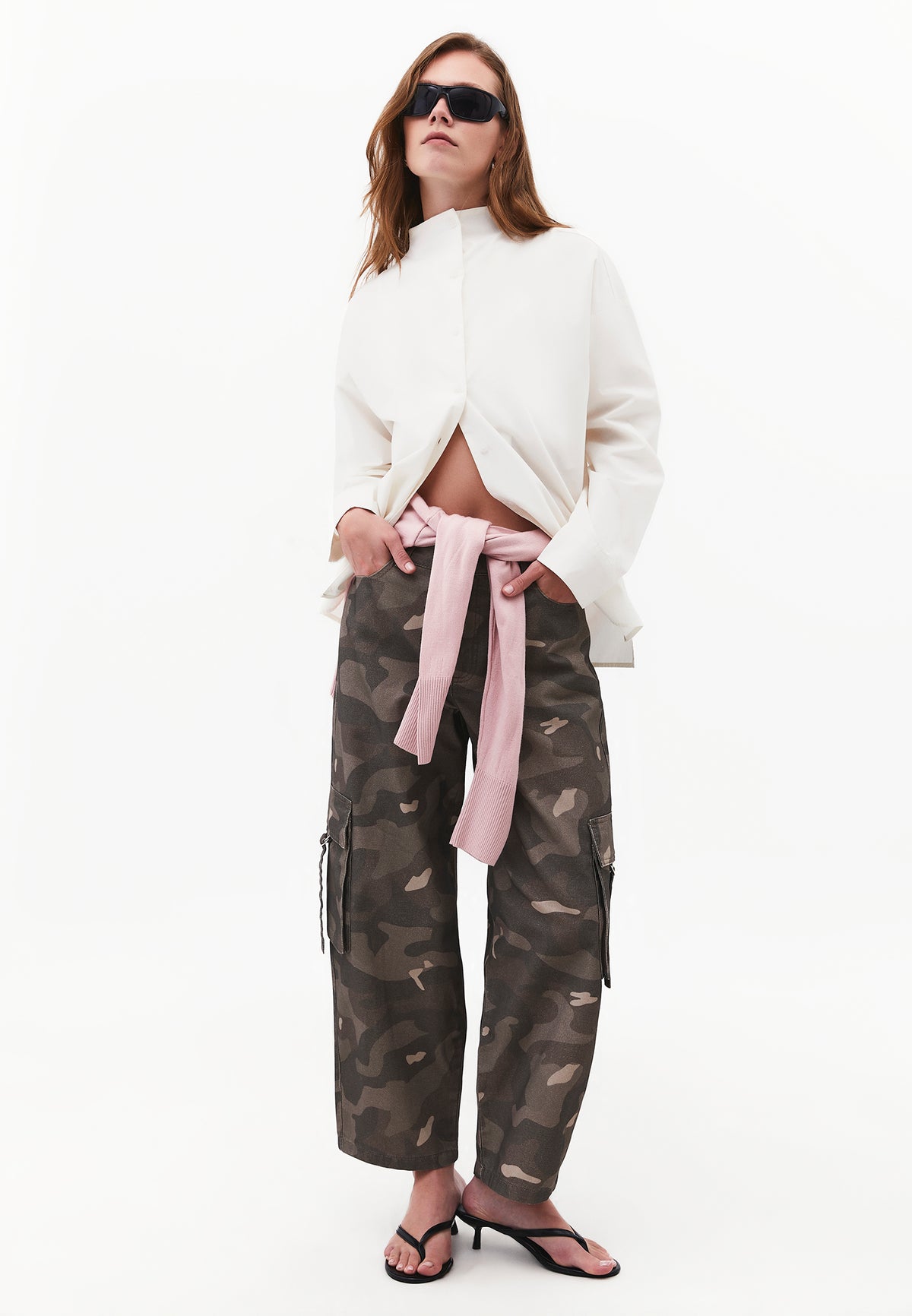 Camouflage Patterned Barrel Leg Cargo Pants - Green