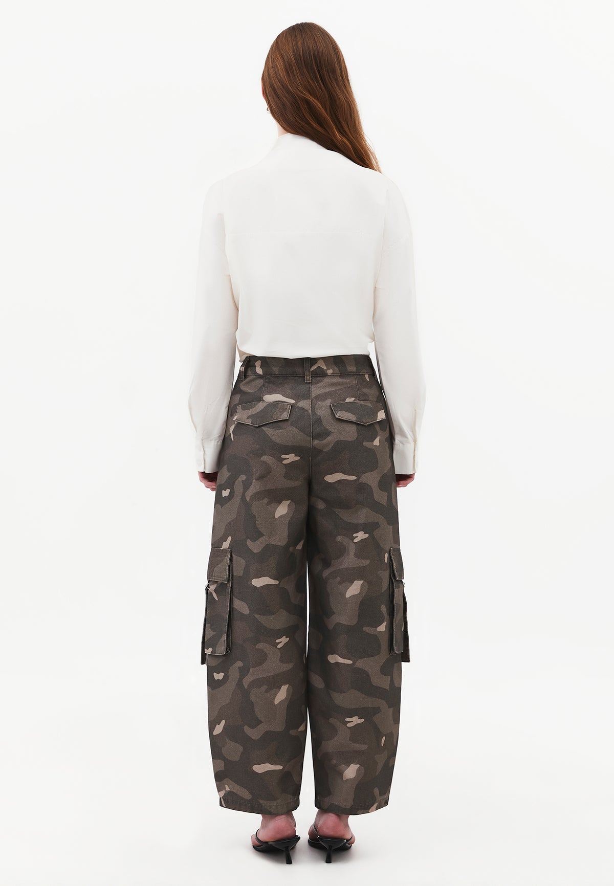 Camouflage Patterned Barrel Leg Cargo Pants - Green