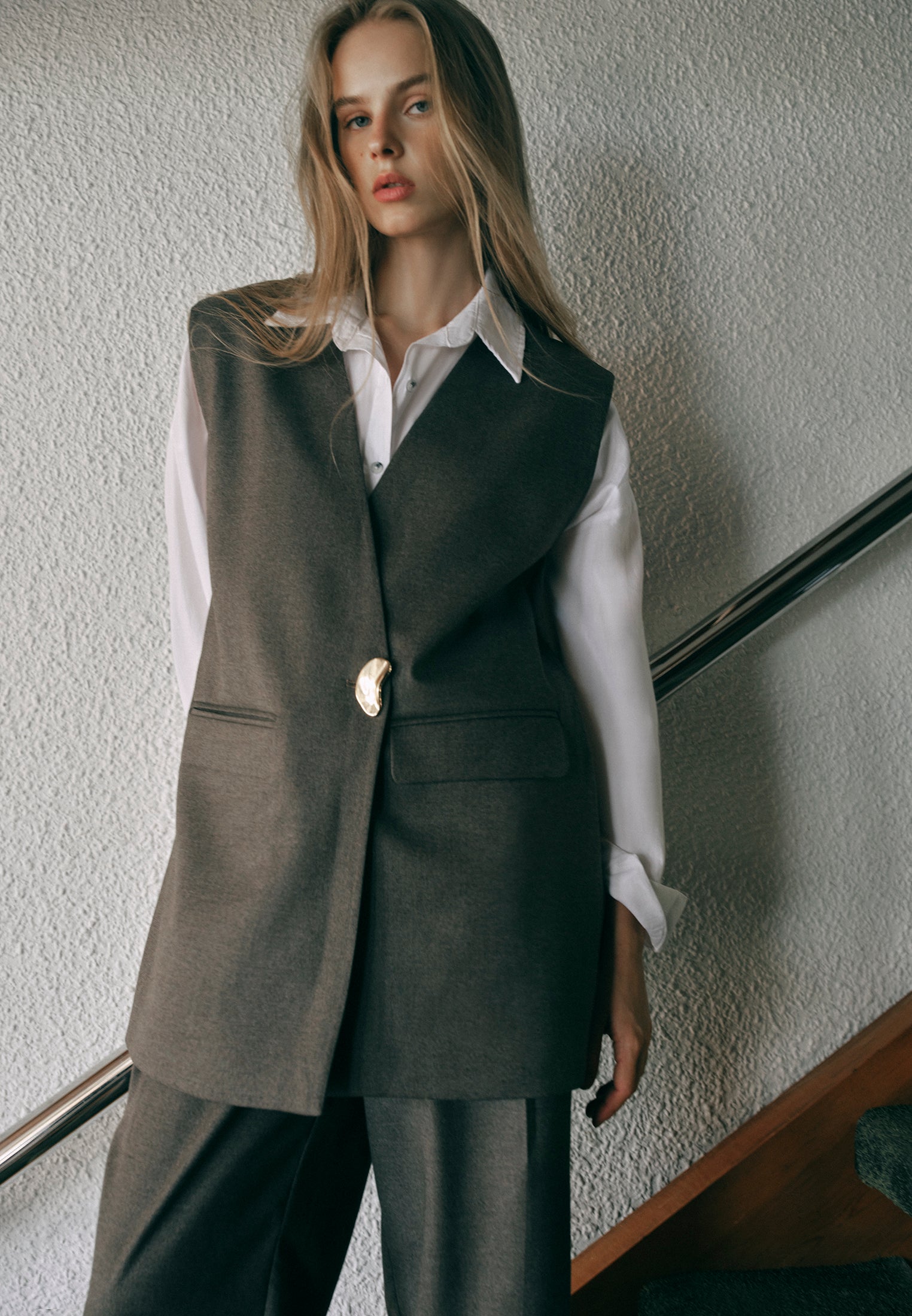V Neck Button Detailed Oversize Vest - CARAFE MELANGE