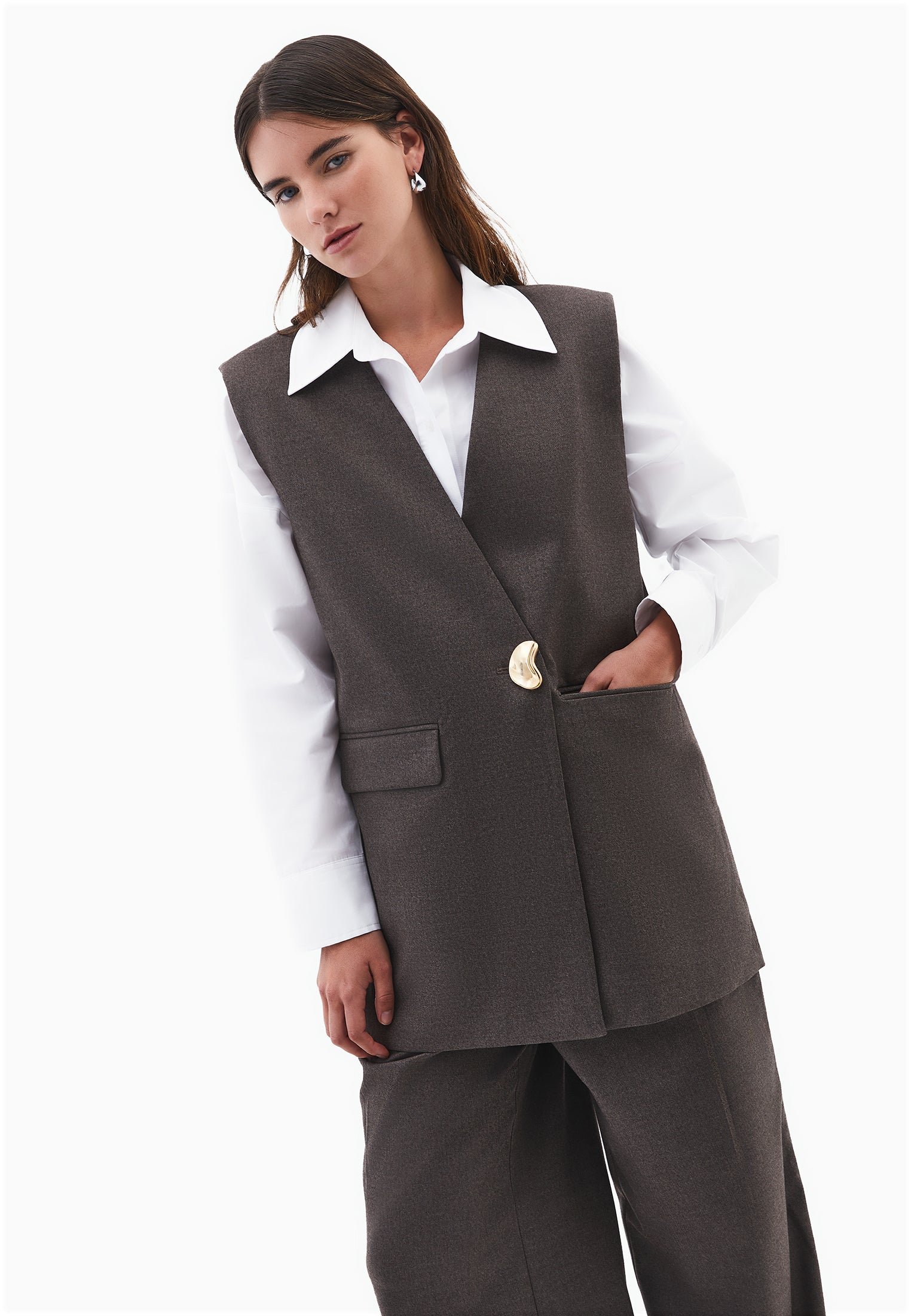 V Neck Button Detailed Oversize Vest - CARAFE MELANGE