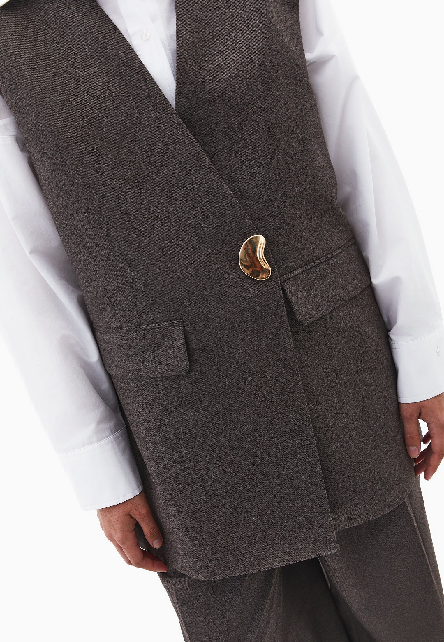 V Neck Button Detailed Oversize Vest - CARAFE MELANGE