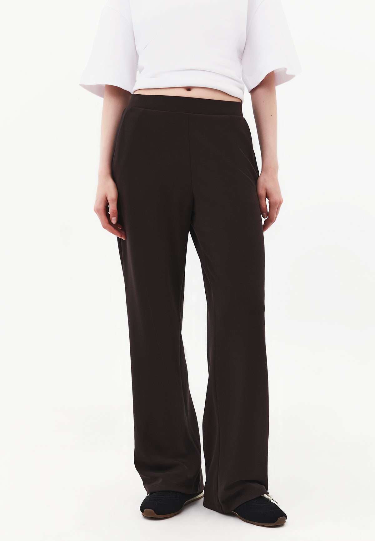 Women High Waist Straight Leg Pocket Detail Pants - CHOCOLATE TORTE