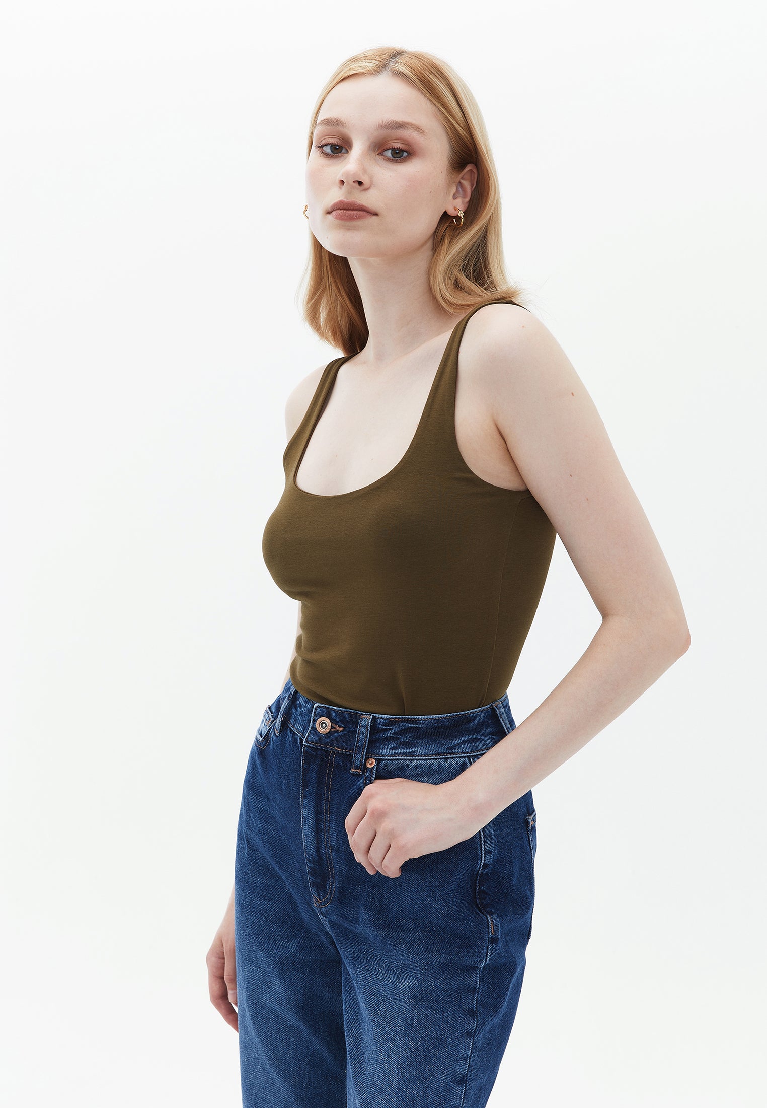 U neck tank top - DARK OLIVE