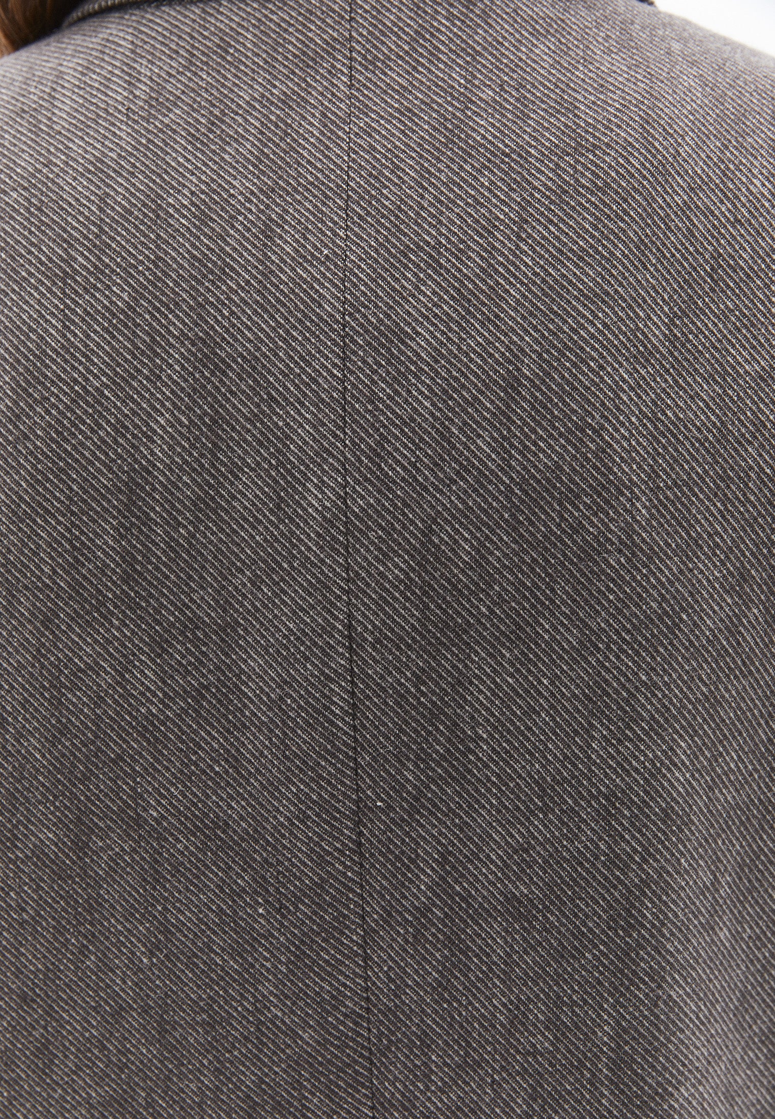 سترة بلايزر كبيرة الحجم بتفاصيل الأزرار - FALCON