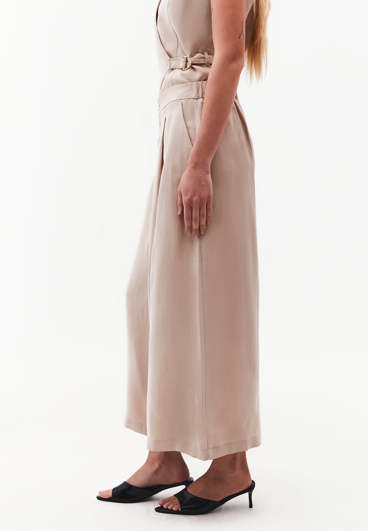 Wide Leg High Waist Trousers with Pleat Details - FEATHER GRAY