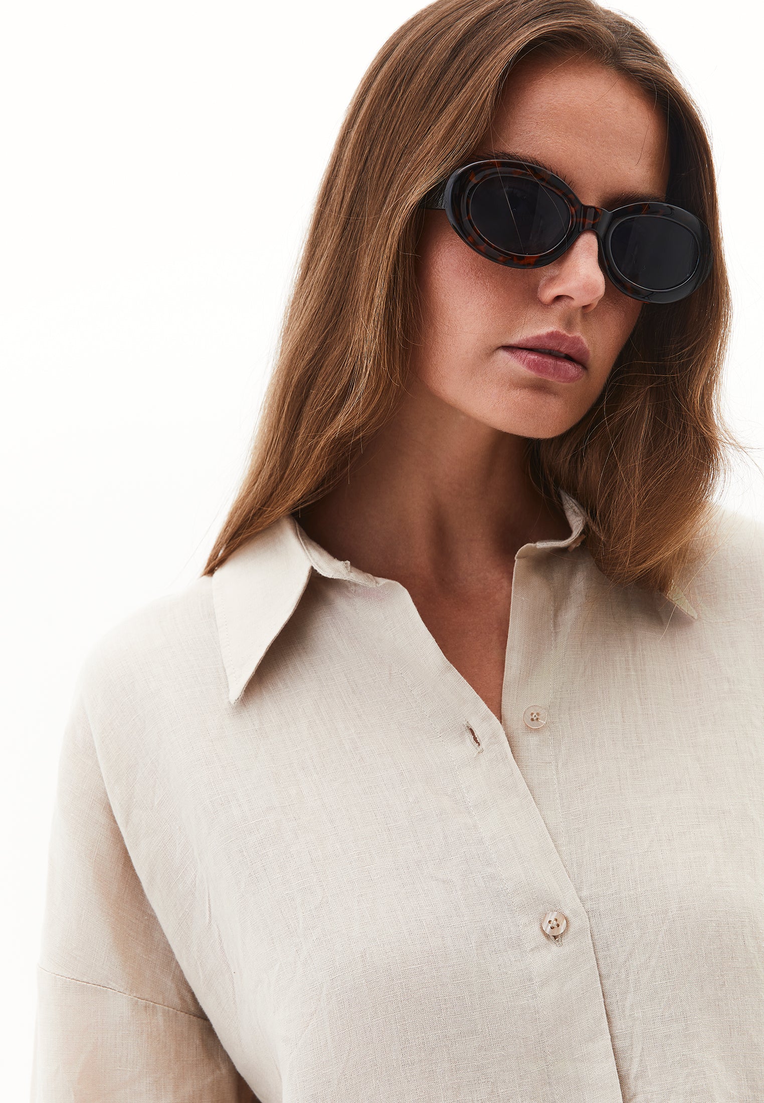 Large mold button linen shirt - FEATHER GRAY