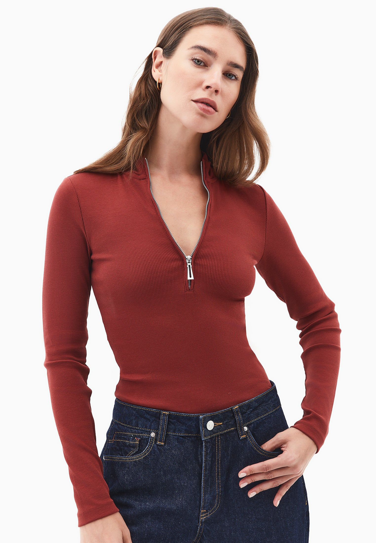 Zipper detailed high neck t-shirt - FIRED BRICK