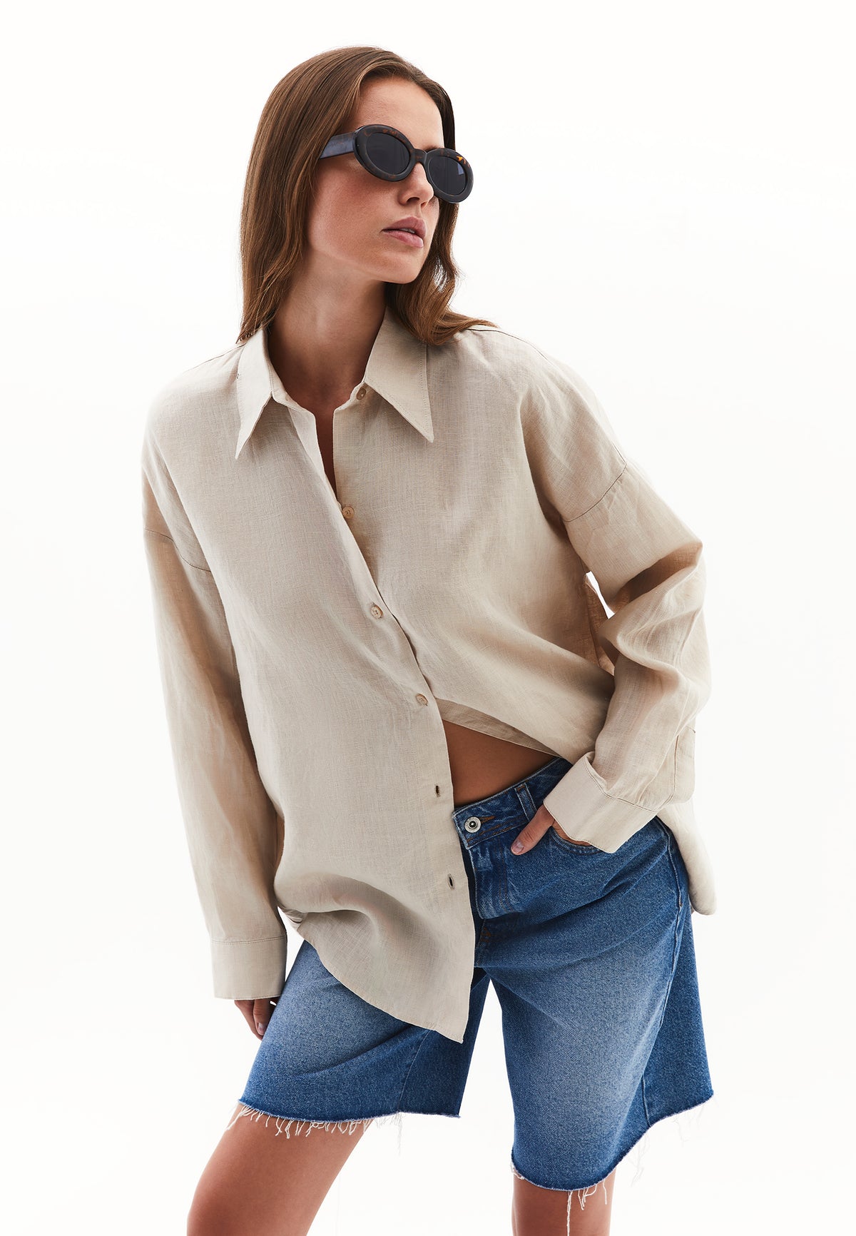 Linen Shirt With Large Fit And Buttons - Beige