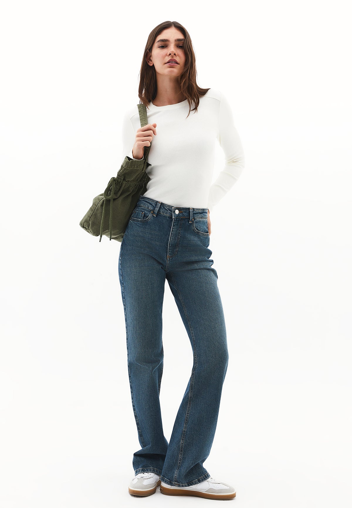 Bodycon Crew Neck T-Shirt - Cream
