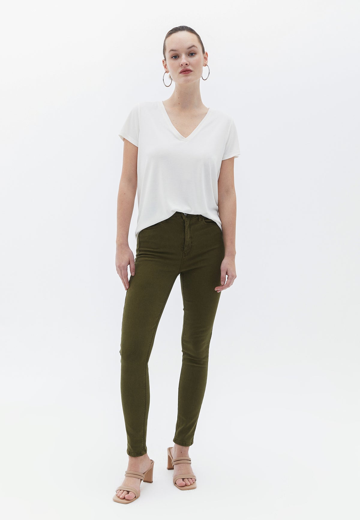 U Neck Short Sleeve T-Shirt - Cream