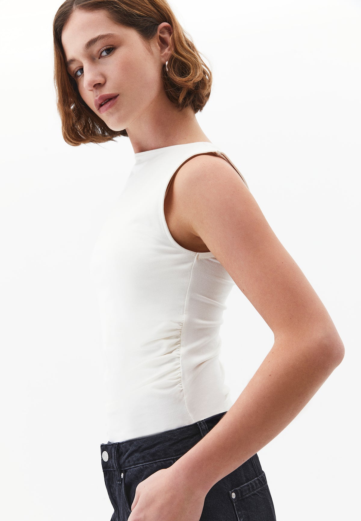 Boat Neck Bodycon Tank Top - Cream