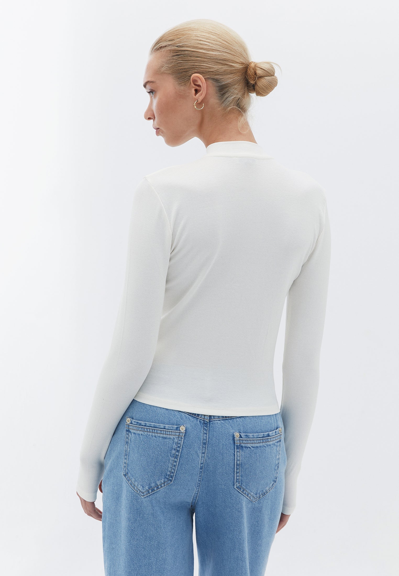 High neck button detailed t-shirt - ICE MILK