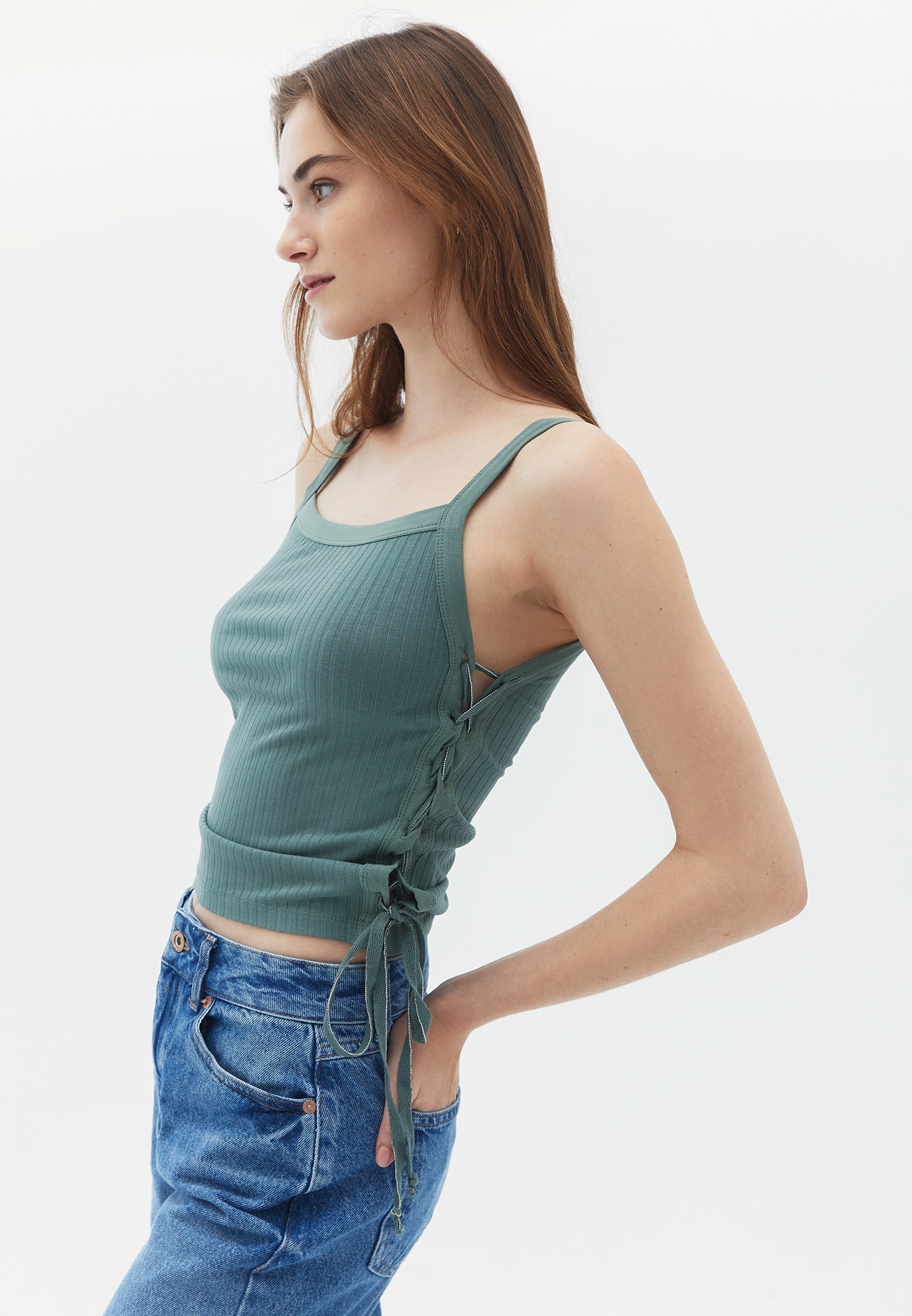 SQUARE NECK VISCOSE TANK TOP - LAUREL WREATH
