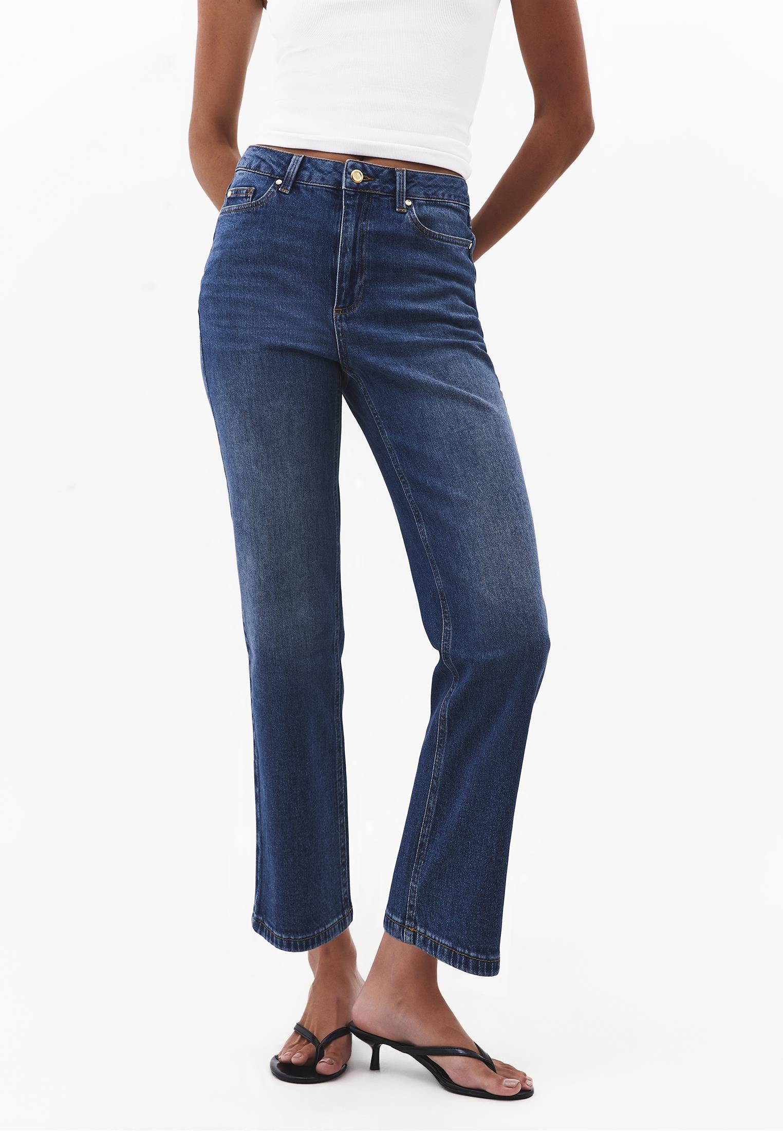 High Waist Straight Trousers With Pocket Detail - MID BLUE DENIM