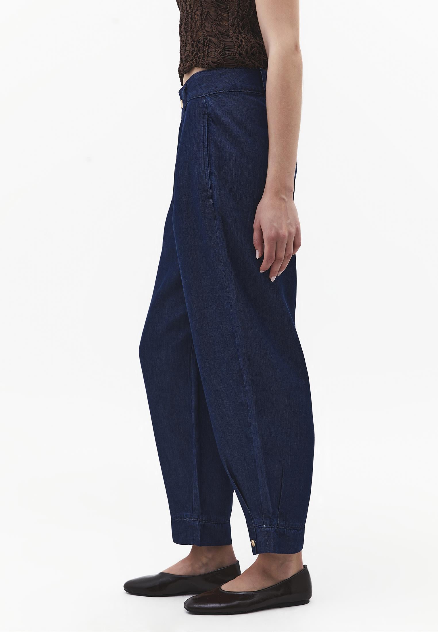 Balloon Cut Pleated Pants - MID BLUE DENIM