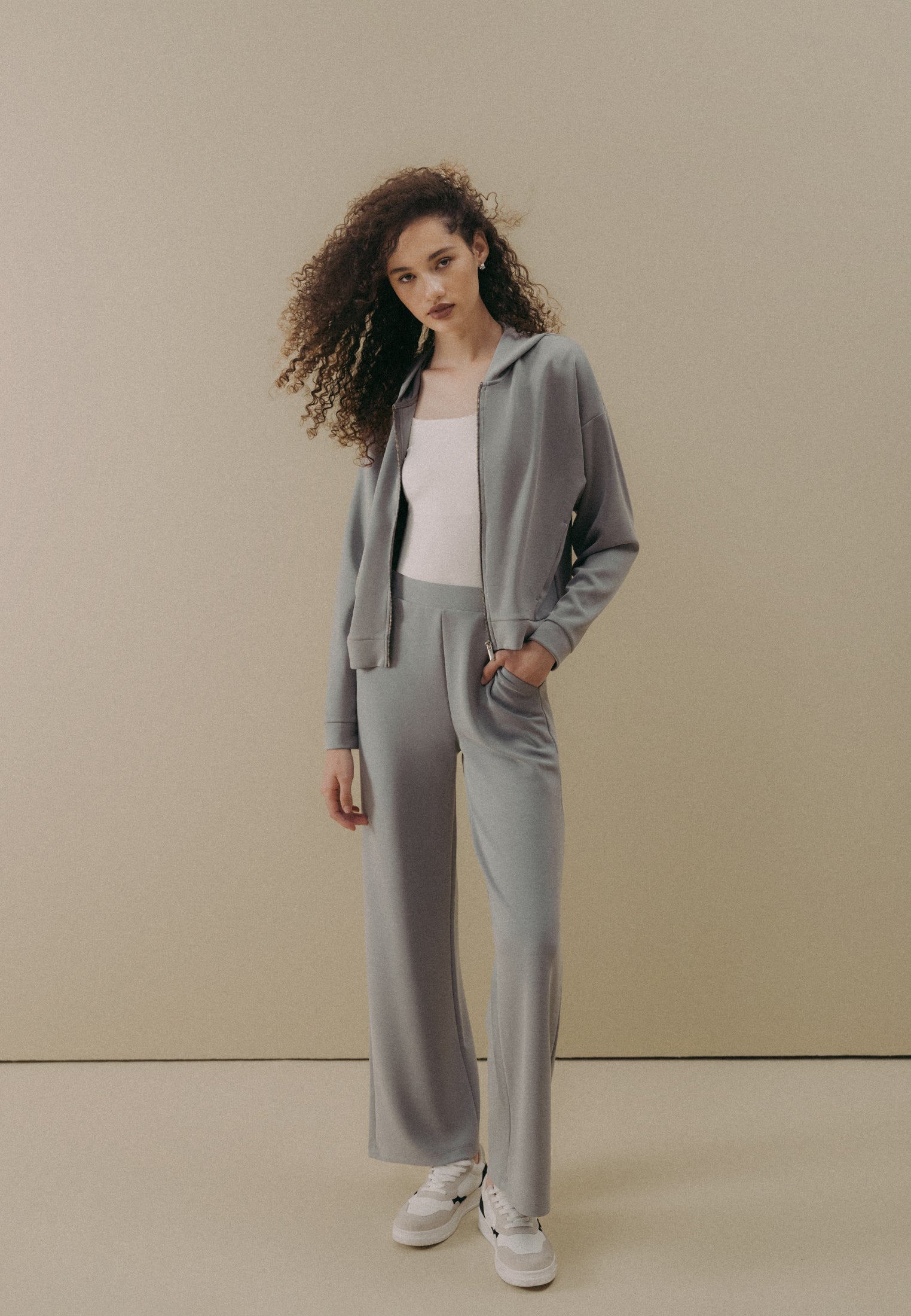 Zero collar detailed jacket - MONUMENT