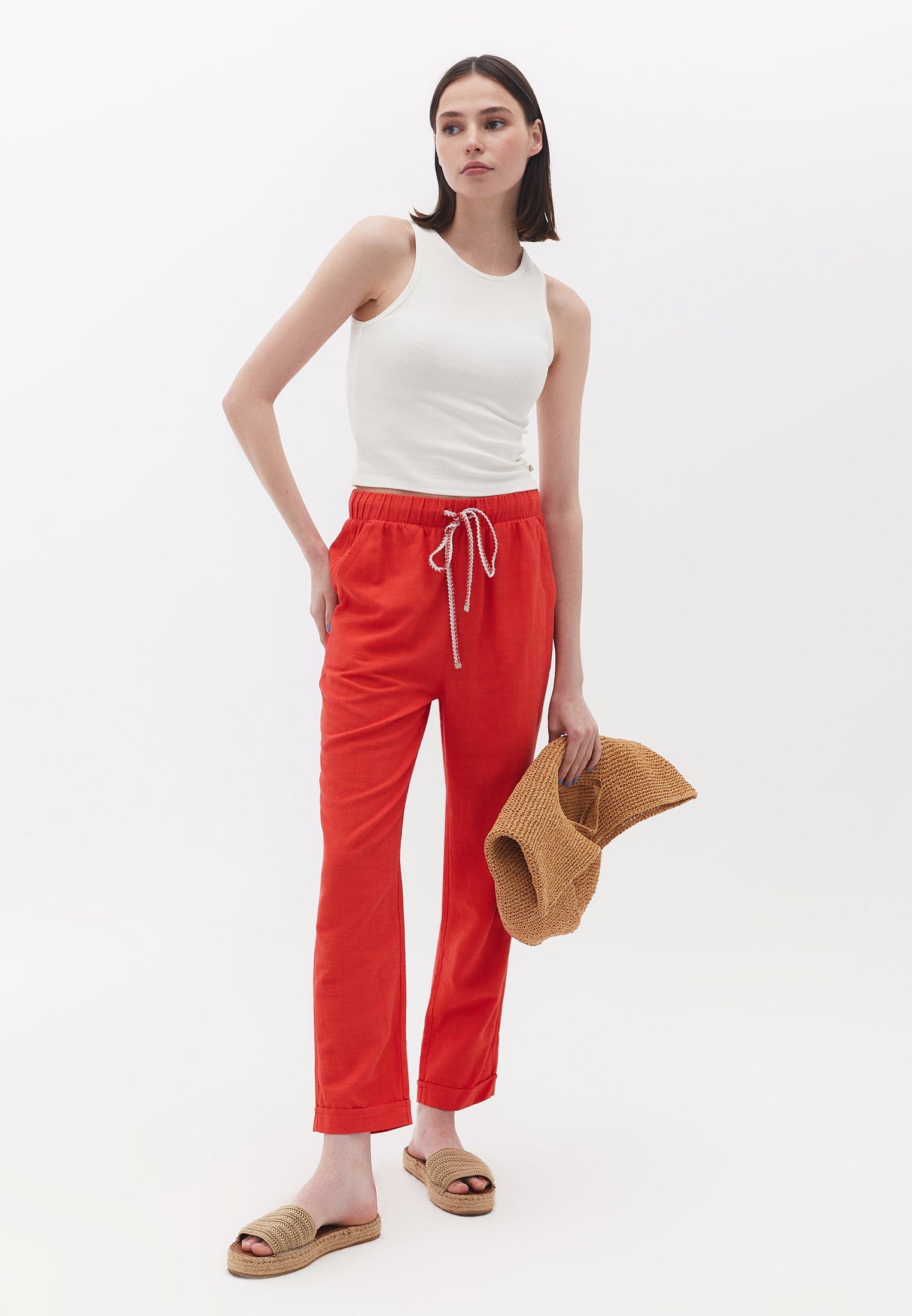 Carrot cut trousers - POINSETTIA