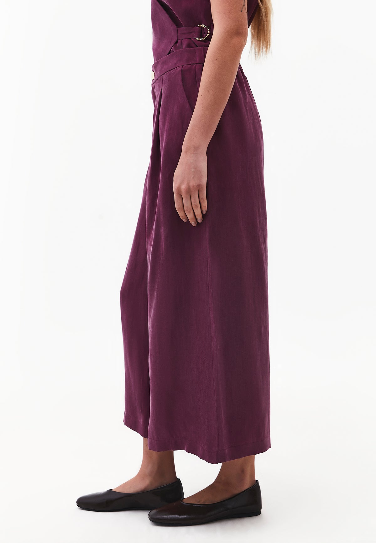 Wide Leg High Waist Trousers with Pleat Details - PURPLE POTION