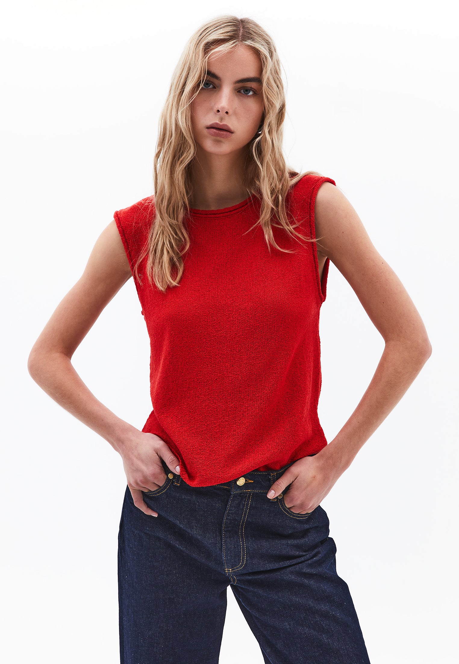 تانك تونيك - أحمر سباق