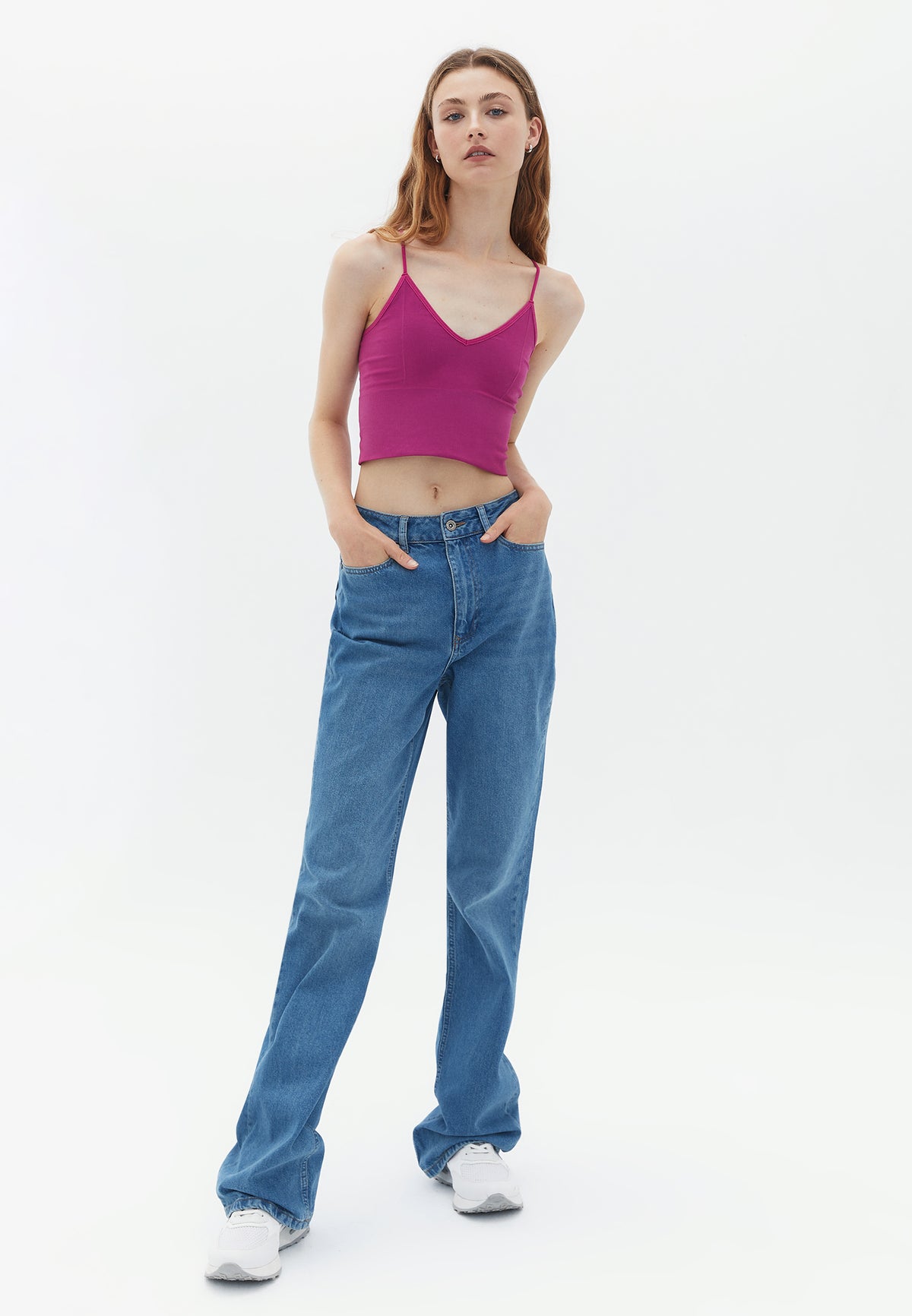 Seamless Camisole With V Neck And Straps - Pink