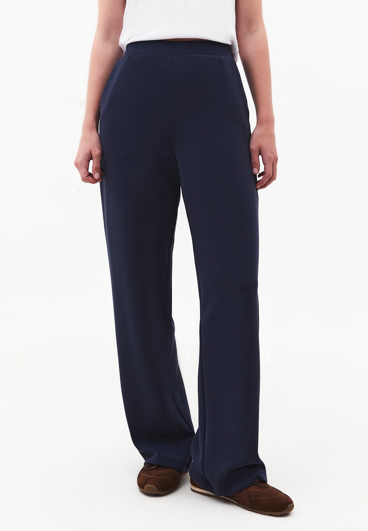 Women High Waist Straight Leg Pocket Detail Pants - SKY CAPTAIN