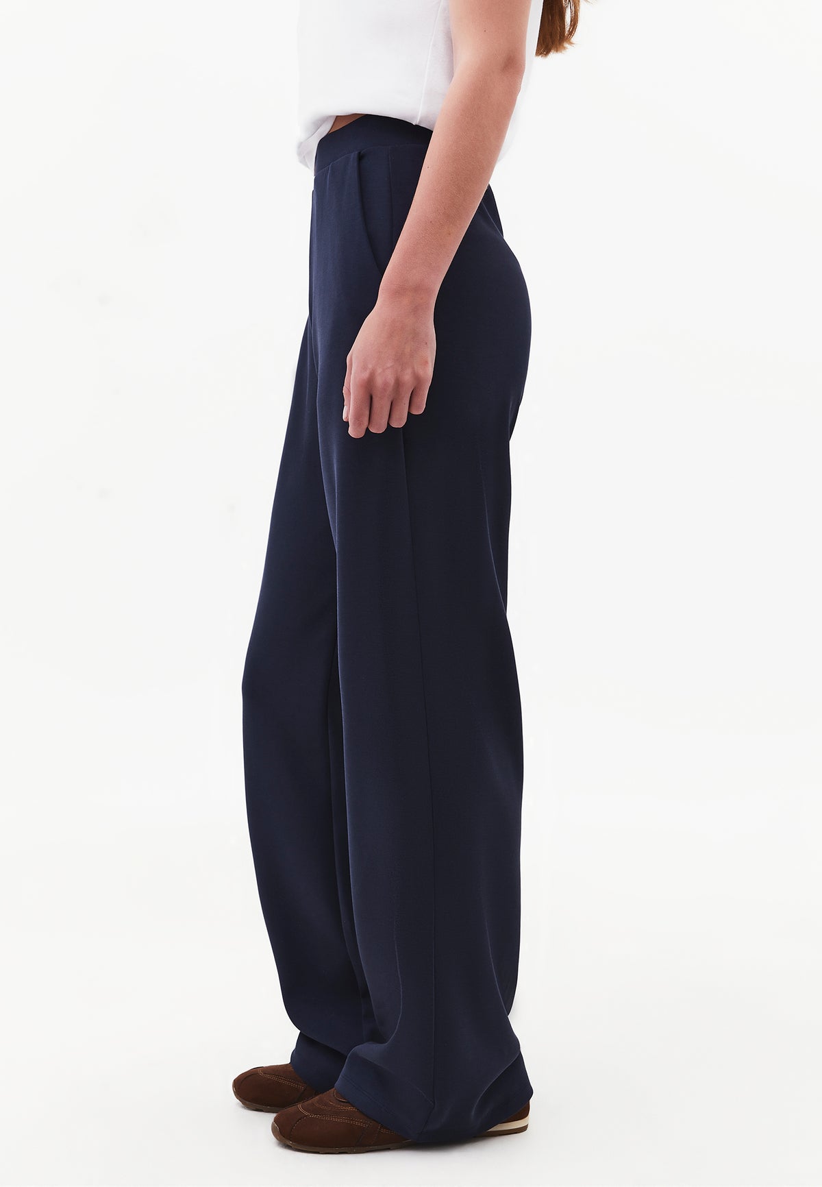 Women High Waist Straight Leg Pocket Detail Pants - SKY CAPTAIN