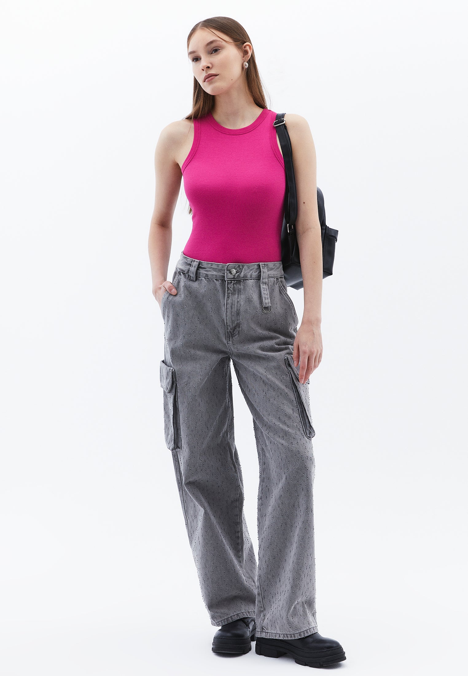 Sleeveless V Neck Tank Top - VERY BERRY