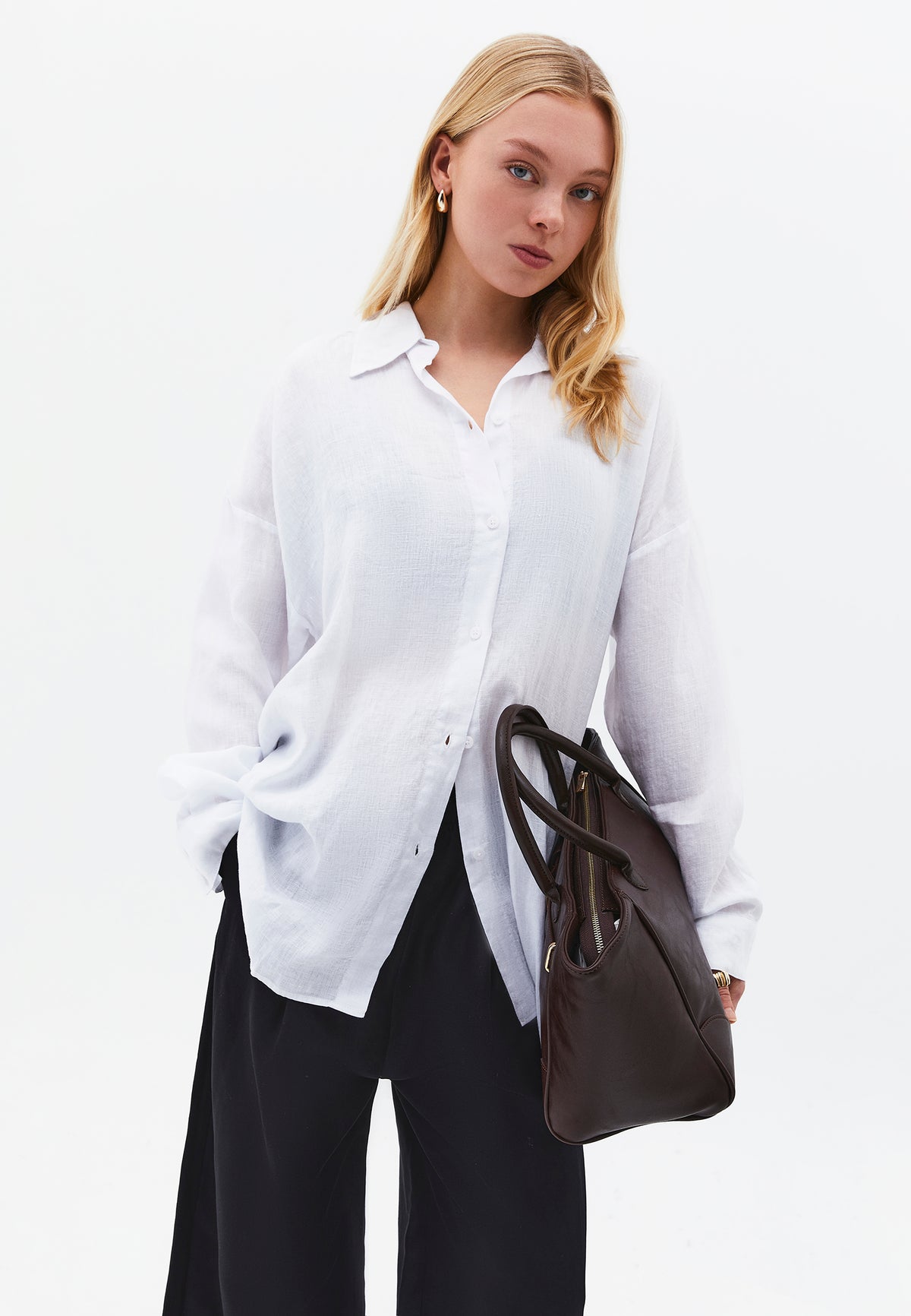 Oversize Shirt Collar Long Shirt - White